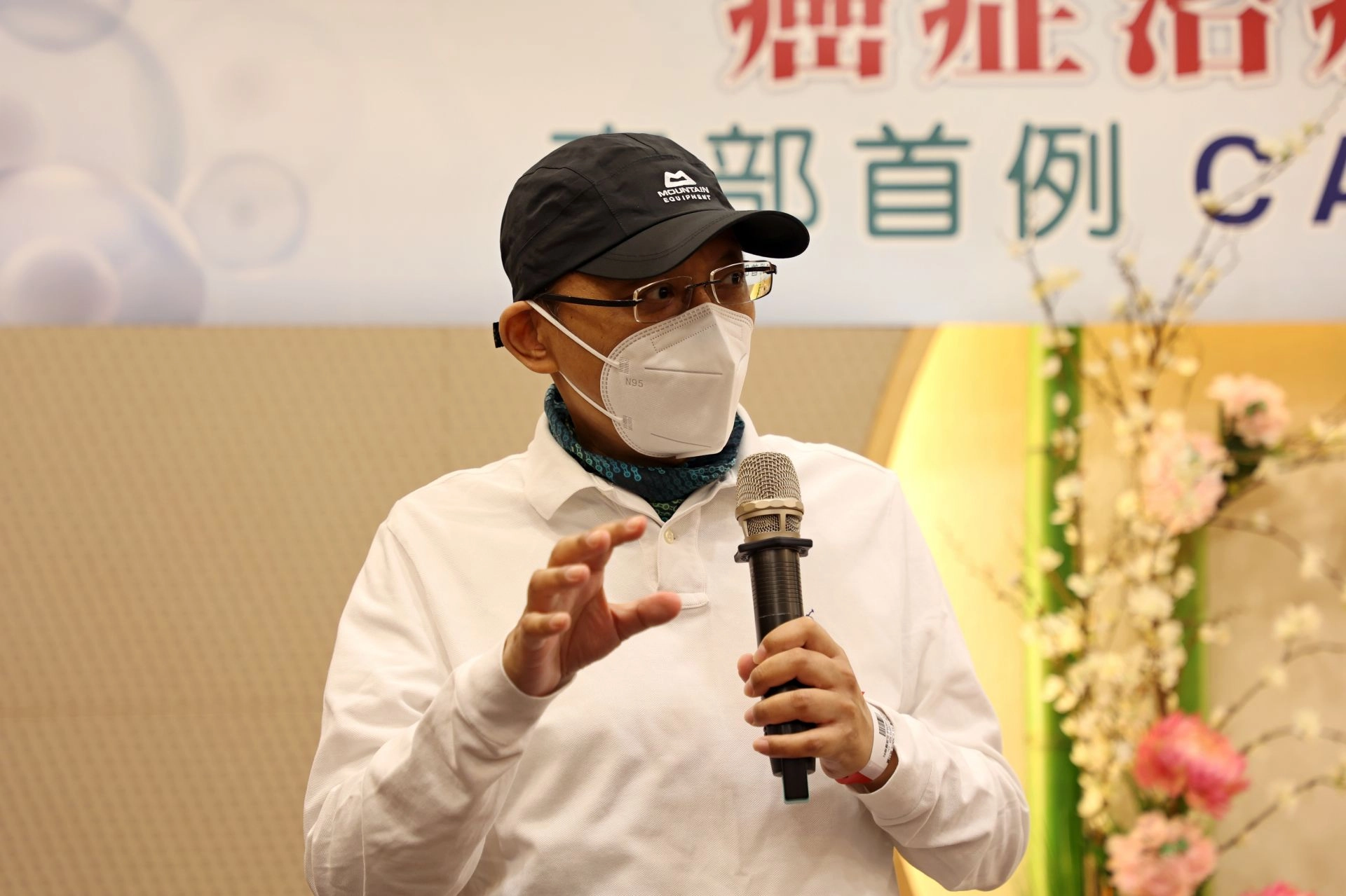 周紹賓醫師說,在所有可以做的治療都做完了,包含開刀、化療、標靶藥物治療、電療等等,CAR-T治療是他最後的希望。