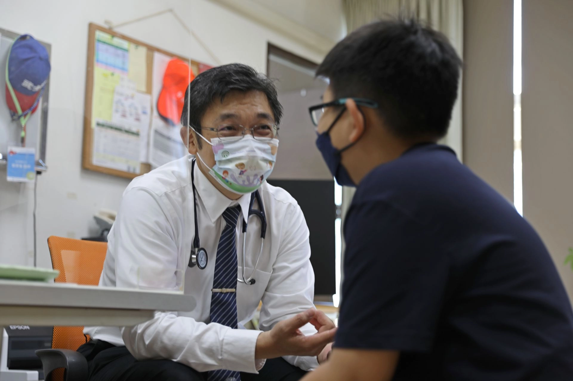 張雲傑醫師指出,基於代謝症候群基本是與飲食和生活型態綑綁的疾病,開設整合門診的目標是希望找到家中準備食物的人,從源頭改變,以帶動整個家庭成員建立健康飲食觀。
