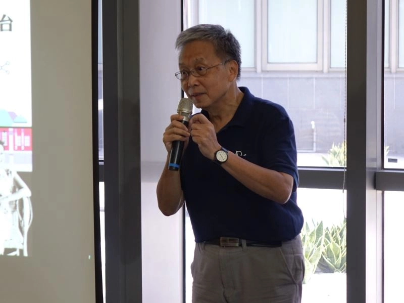 中華民國兒童文學學會理事長許建崑提到,學會將熱烈展開講座等系列推廣活動。