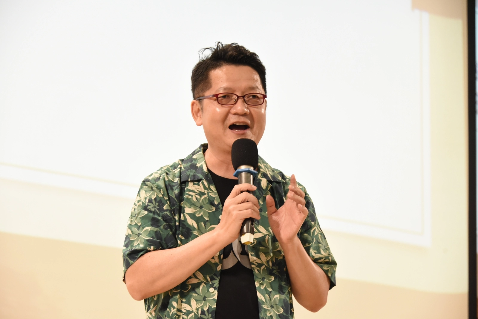 國立中正大學傳播系盧鴻毅教授鼓勵腎臟病友要走入人群,透過社會參與,找尋自我價值。
