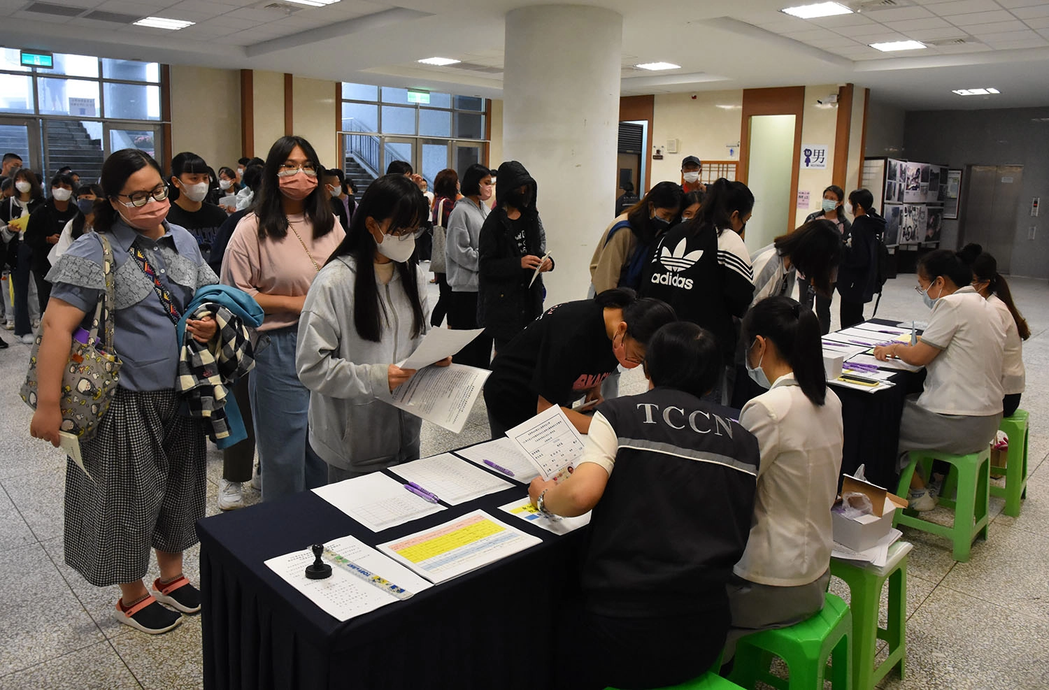 慈濟科技大學112學年五專護理科登記分發,錄取100名公費生。