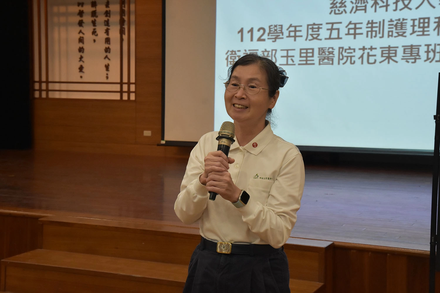 慈濟醫療財團法人護理委員會主任委員章淑娟表示,慈濟有八家醫院可選履約服務,累積更多經驗。