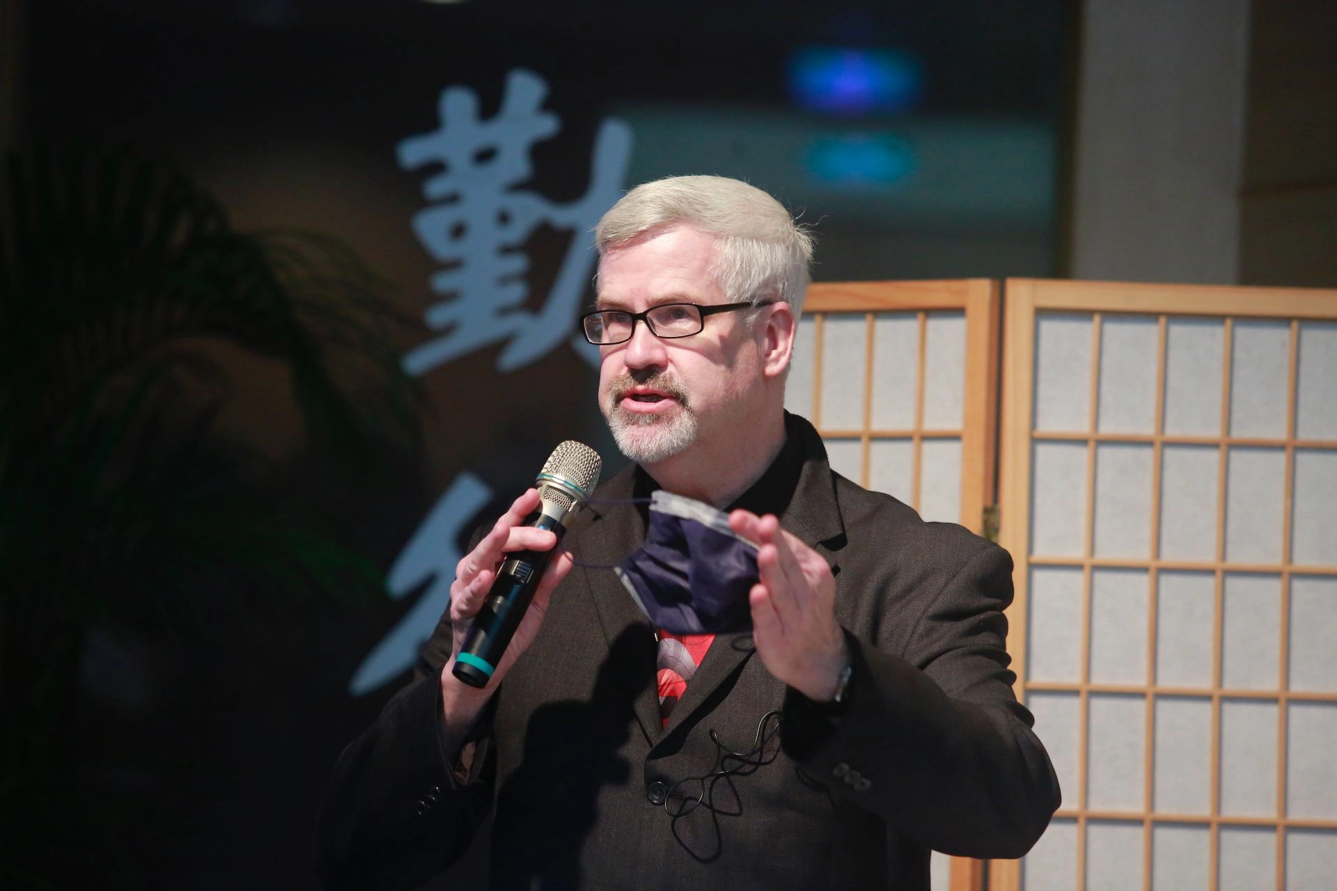 Mark W. Bowyer教授說這是他在所有的教學經驗中最特殊最感動的一次。因為無語良師的貢獻,讓參加的醫師未來可以幫助數百甚至數千以計的病人