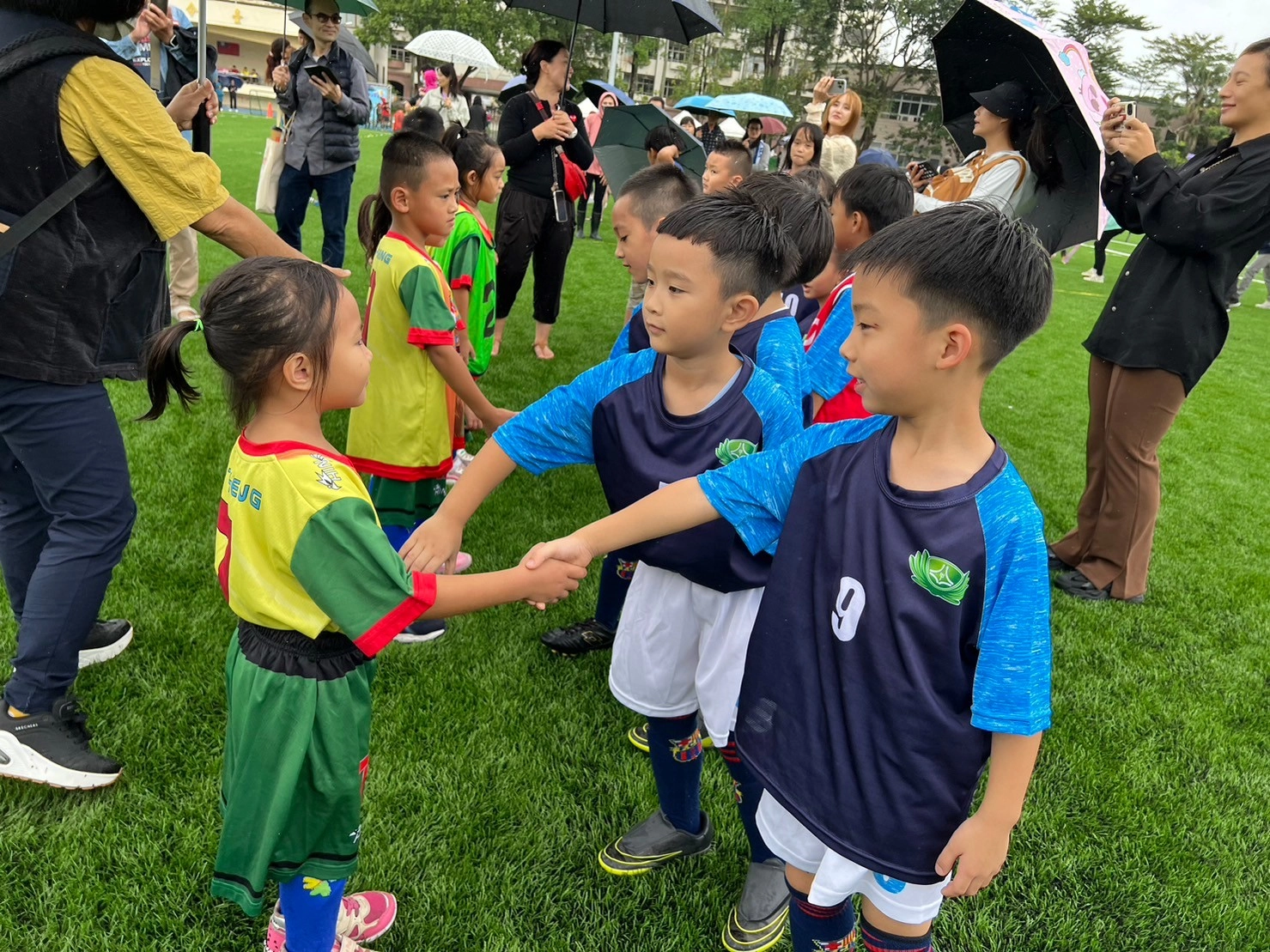 慈幼首次成軍參與足球盛事,展現運動家風範