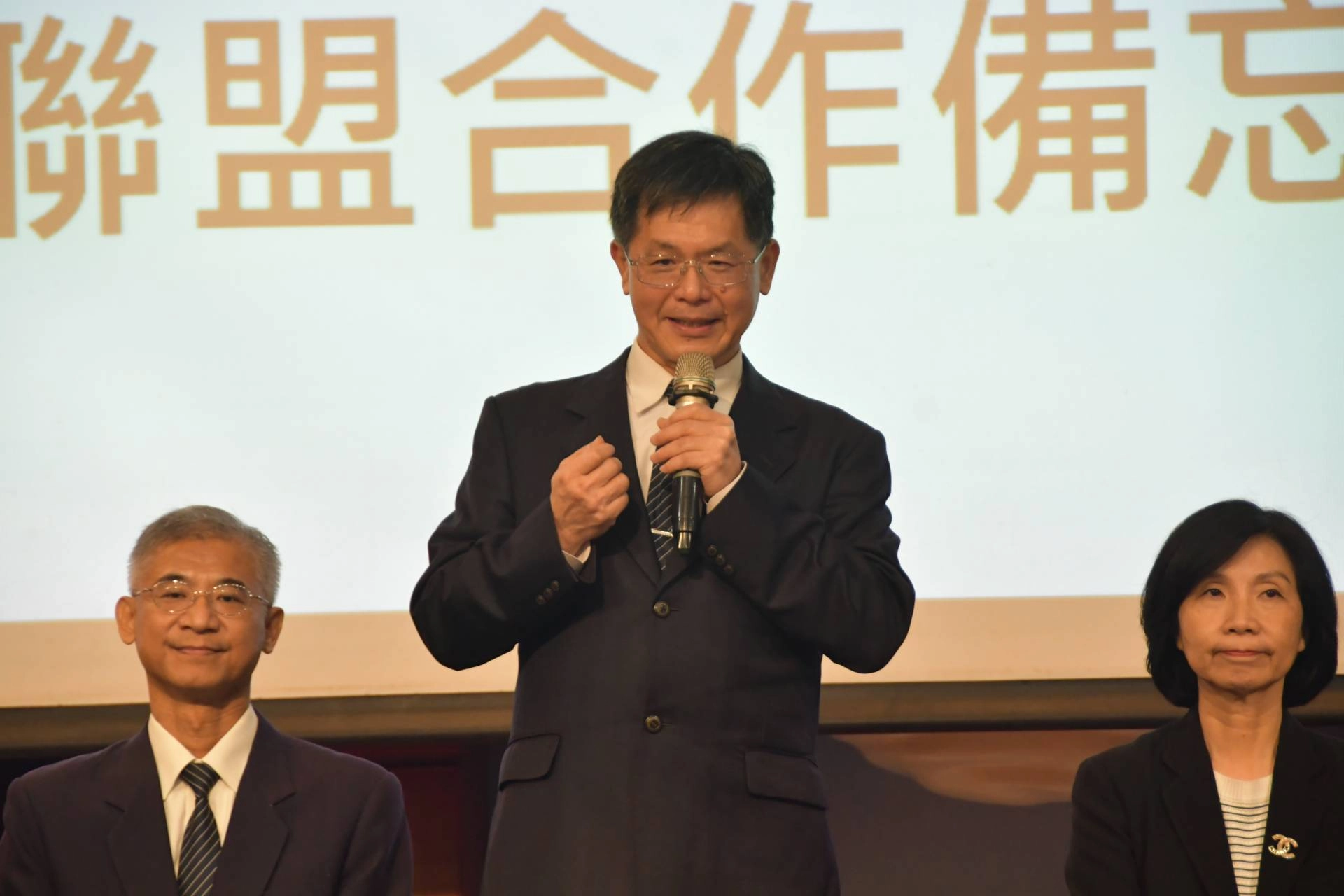 慈濟科技大學校長羅文瑞表示,期待遠傳電信的ESG淨零排碳經驗,幫助學校推動SDGs淨零校園。