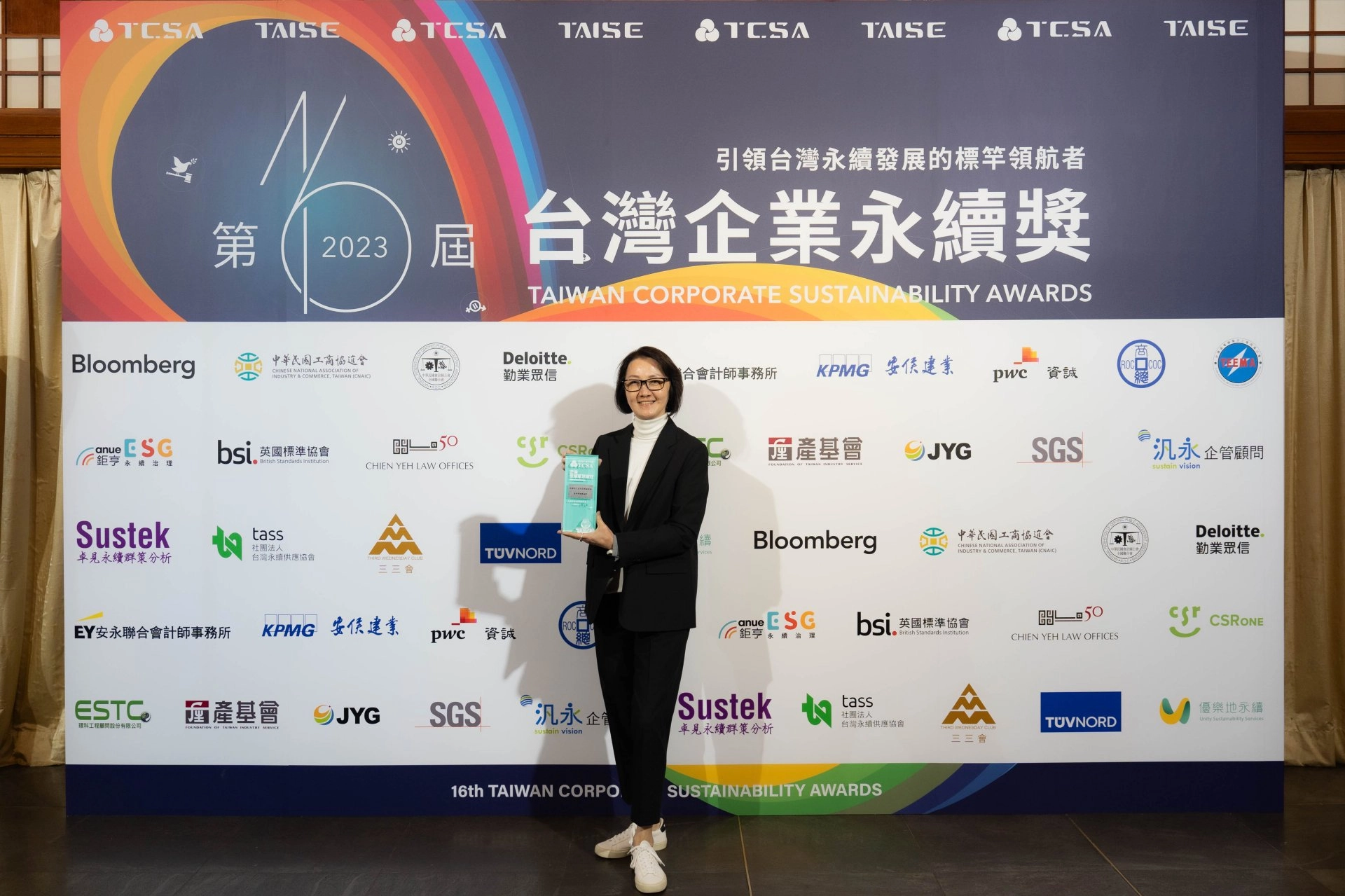 台灣世界展望會獲TSCA台灣企業永續獎,圖為會長李紹齡。