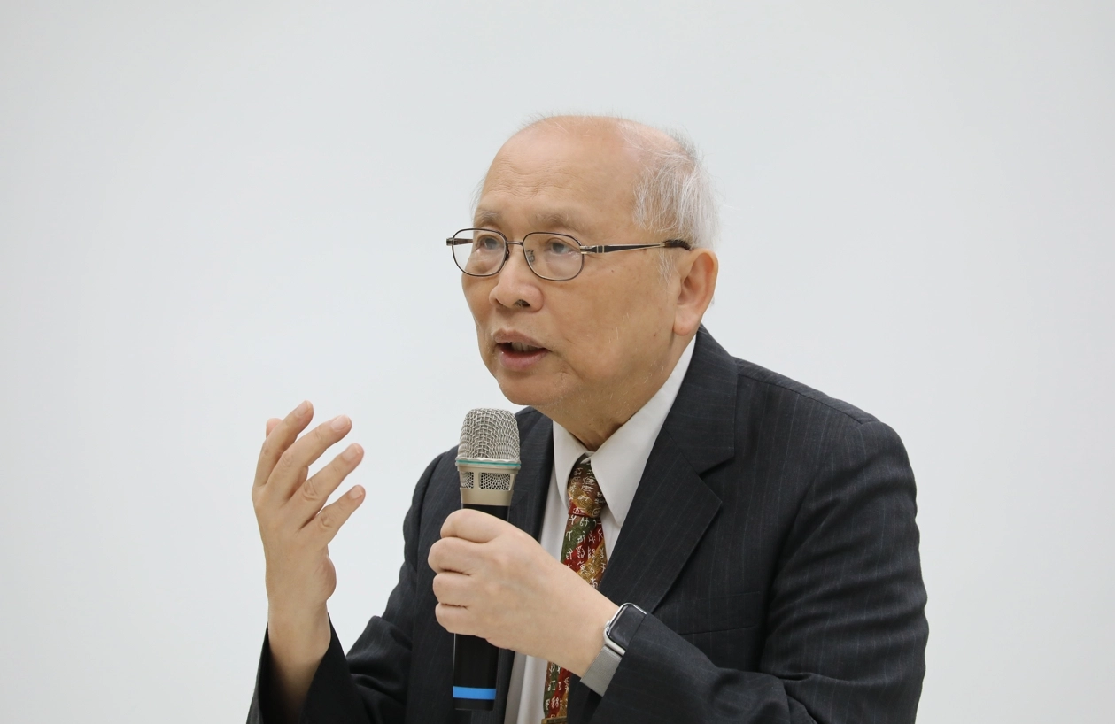 臺大醫學院名譽教授陳耀昌醫師,是臺大骨髓移植播種者,應邀前來為扶輪社成員簡要說明臺灣骨髓移植的發展歷程。