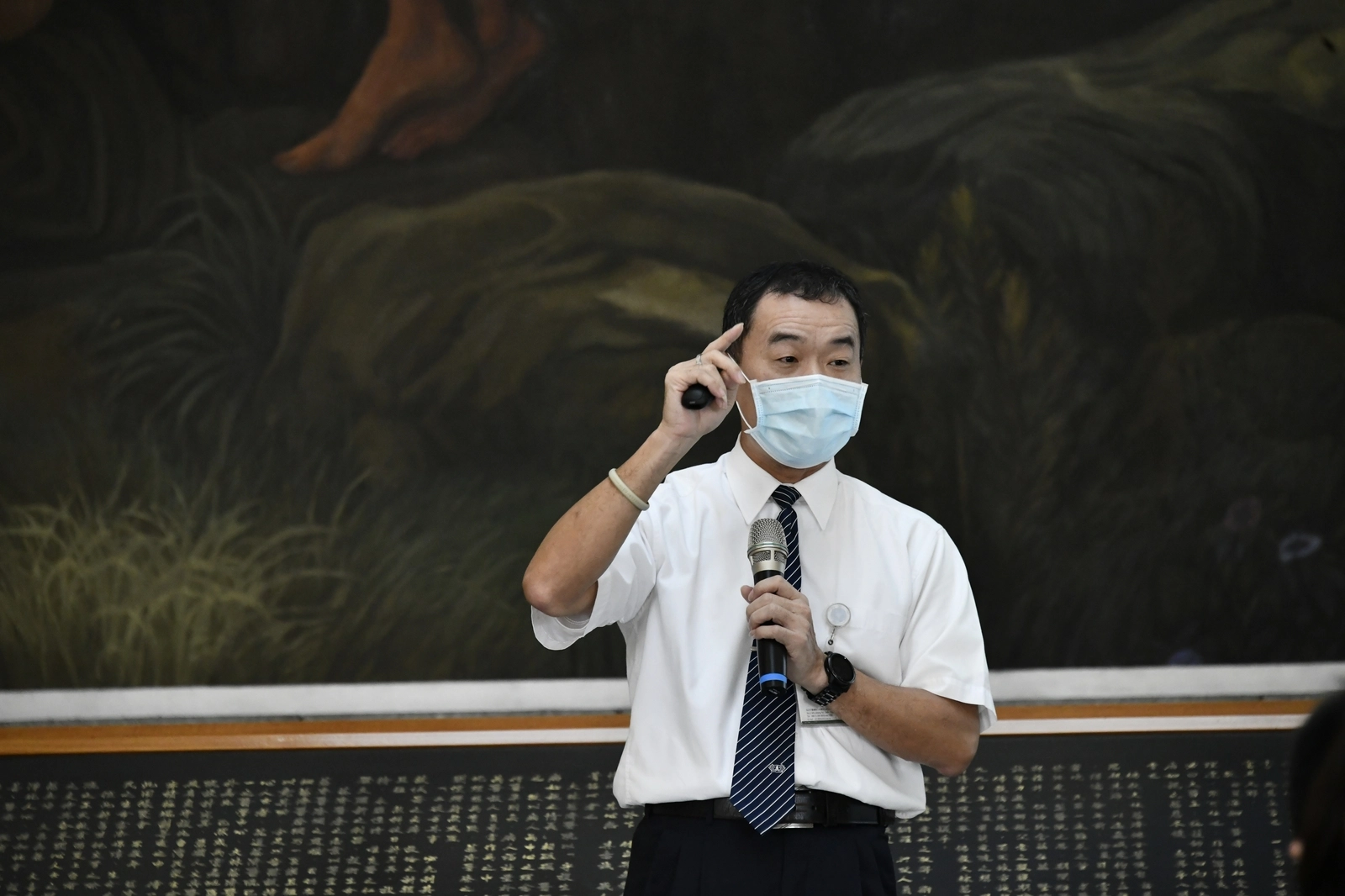 總務室主任侯俊言分享,只要從日常生活中做些改變,就可以影響環境。
