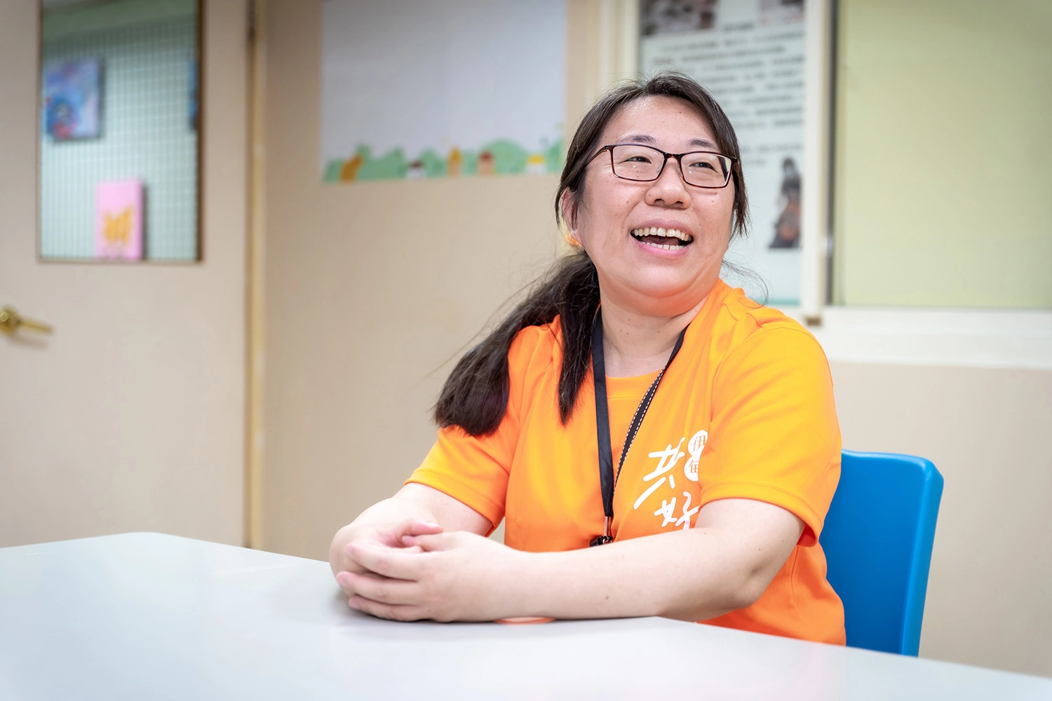 正能量職能治療師楊沛璇,投入伊甸身心障礙者服務六年,致力於提升他們的生活品質。