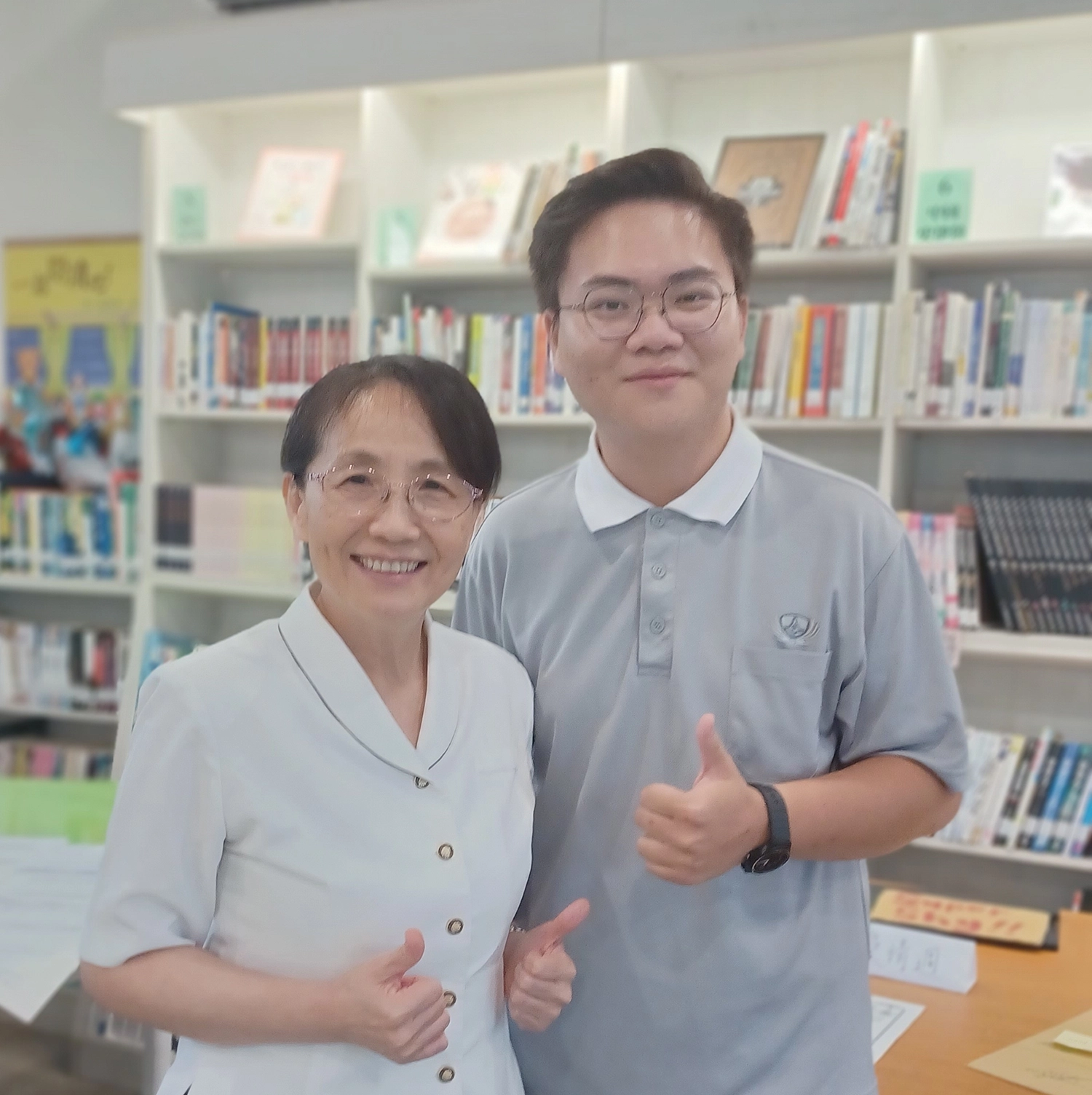 慈大何縕琪副校長表示,有醫學系、後中醫、分遺、人發心、教研所、公衛所、國管學程等19個系所同學參加,不只是幫助小學伴成績進步,也讓他們看到了大學有很多不同的科系,讓他們有學習榜樣。
