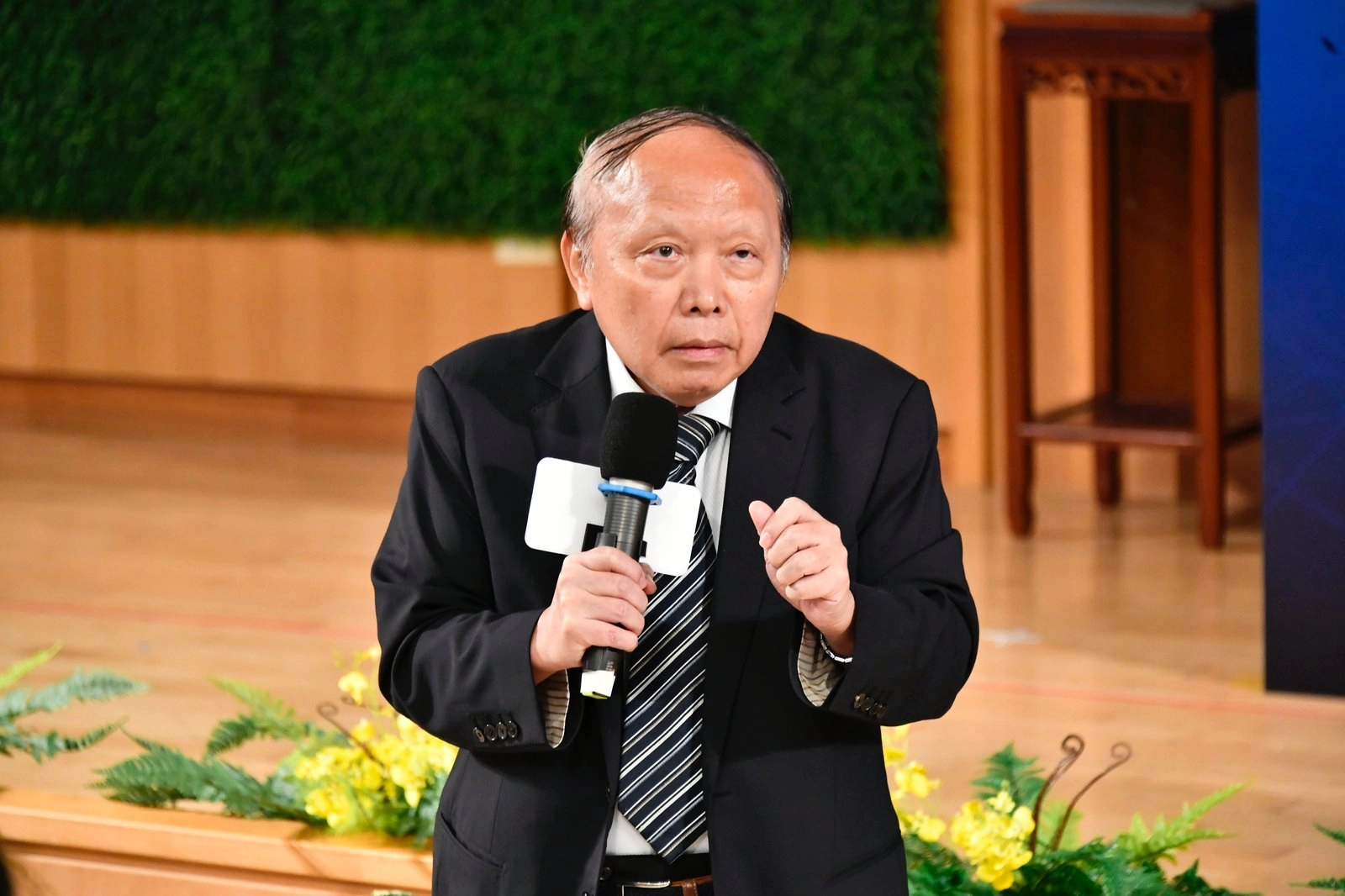 前彰化基督教醫院院長暨大林慈濟醫院顧問郭守仁醫師肯定大家努力的成果,鼓勵大家將發展成果商轉,讓更多人使用。