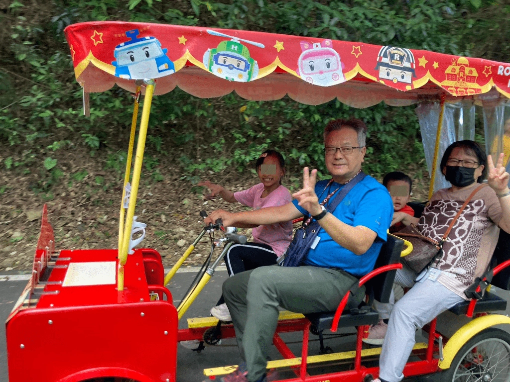 一起快樂騎協力車