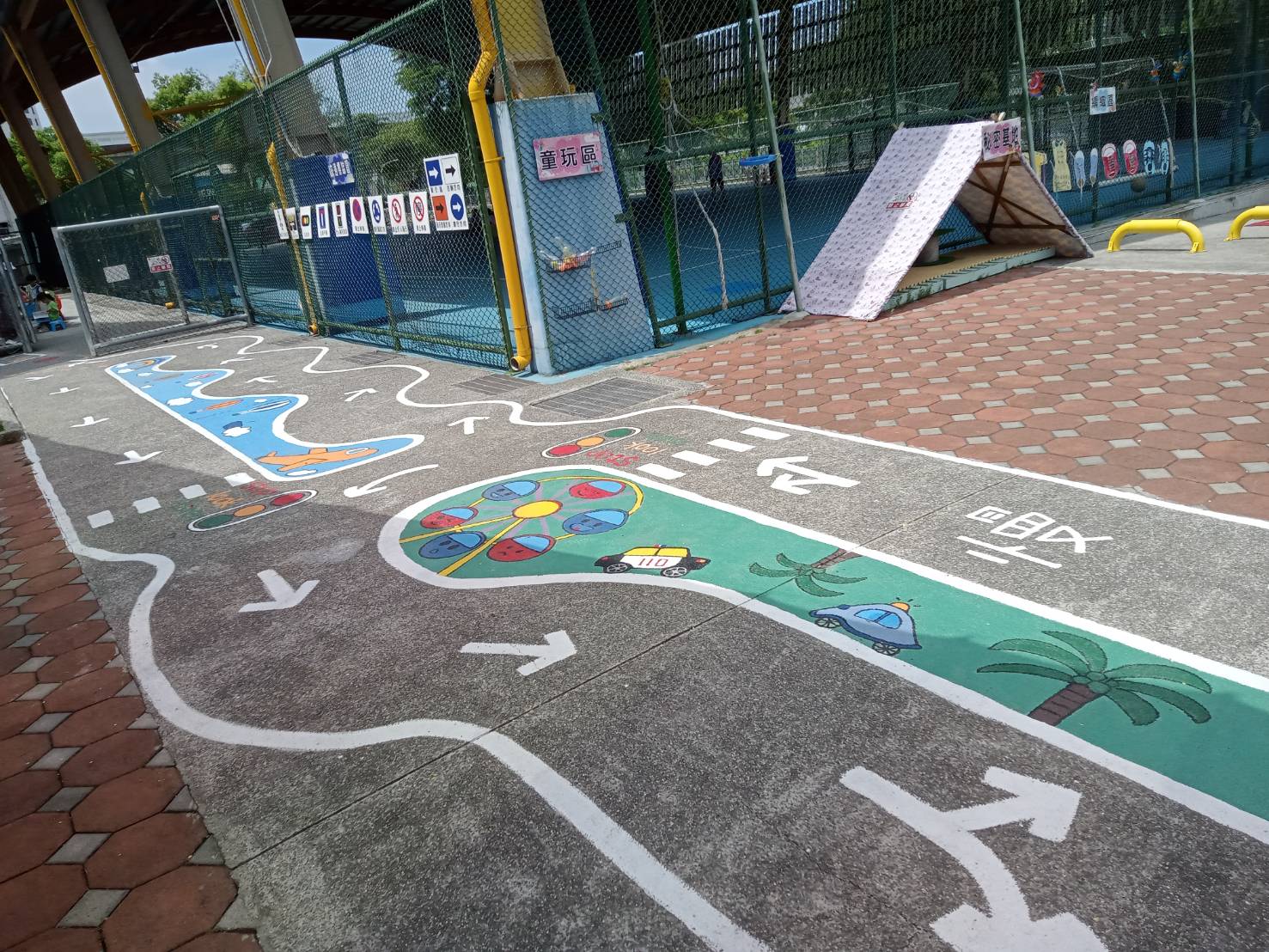 後勁非營利幼兒園用心布置交通安全遊戲區