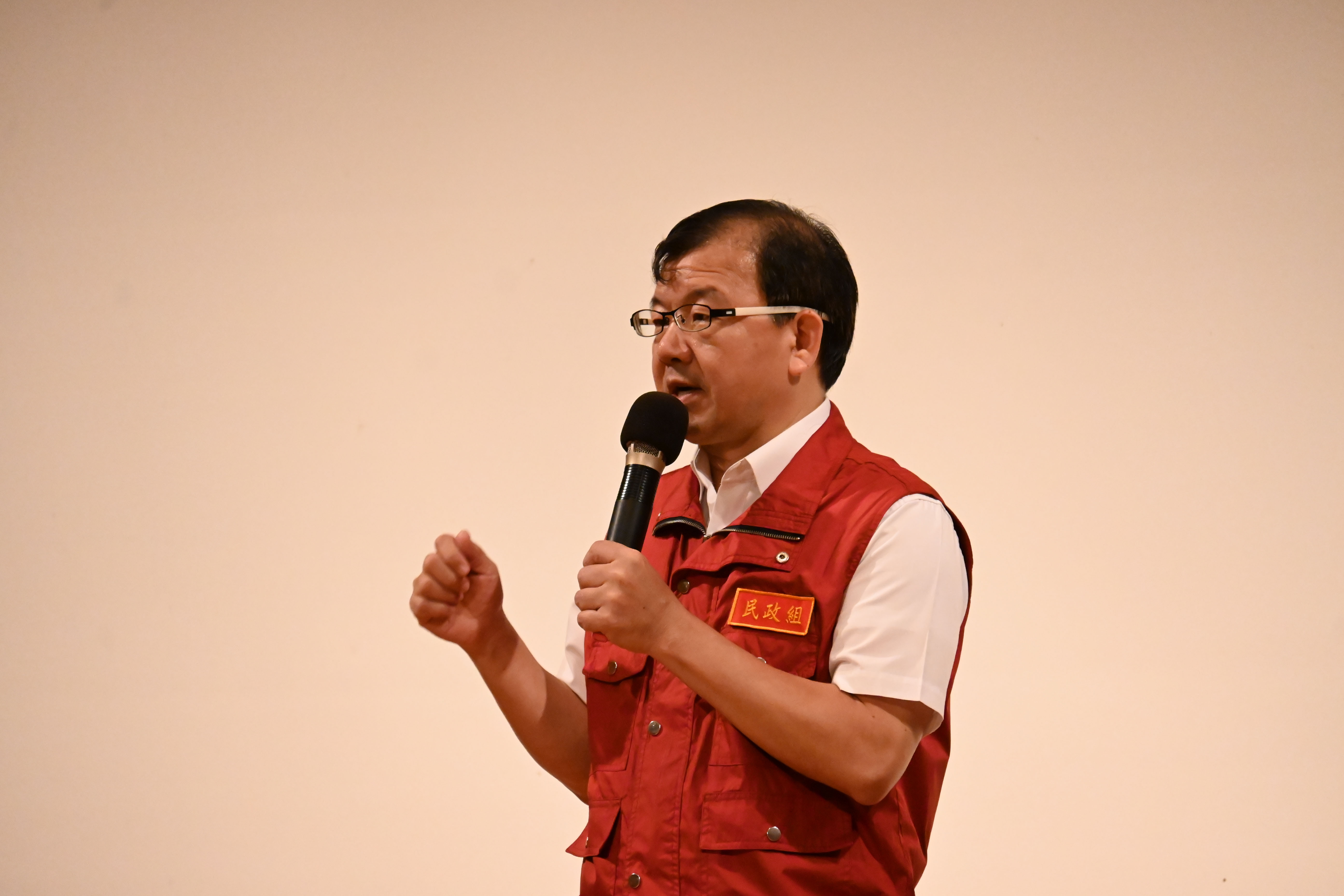 新北市民政局林耀長局長特地感謝慈濟基金會提供優質的場地,讓替代役的學員專心學習。