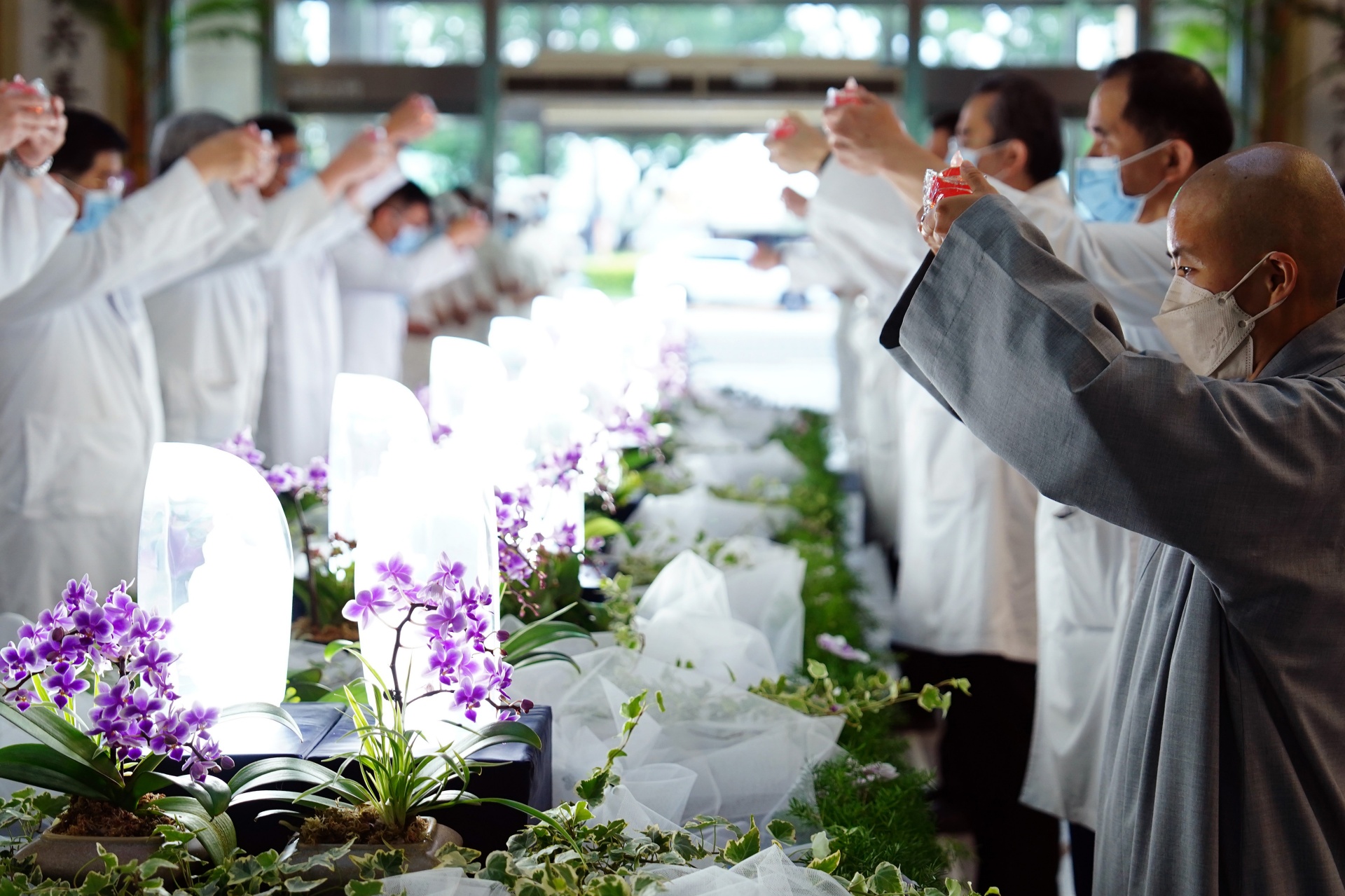 大林慈濟醫院在二十四週年慶,舉辦一年一度的「七月吉祥祈福會」。