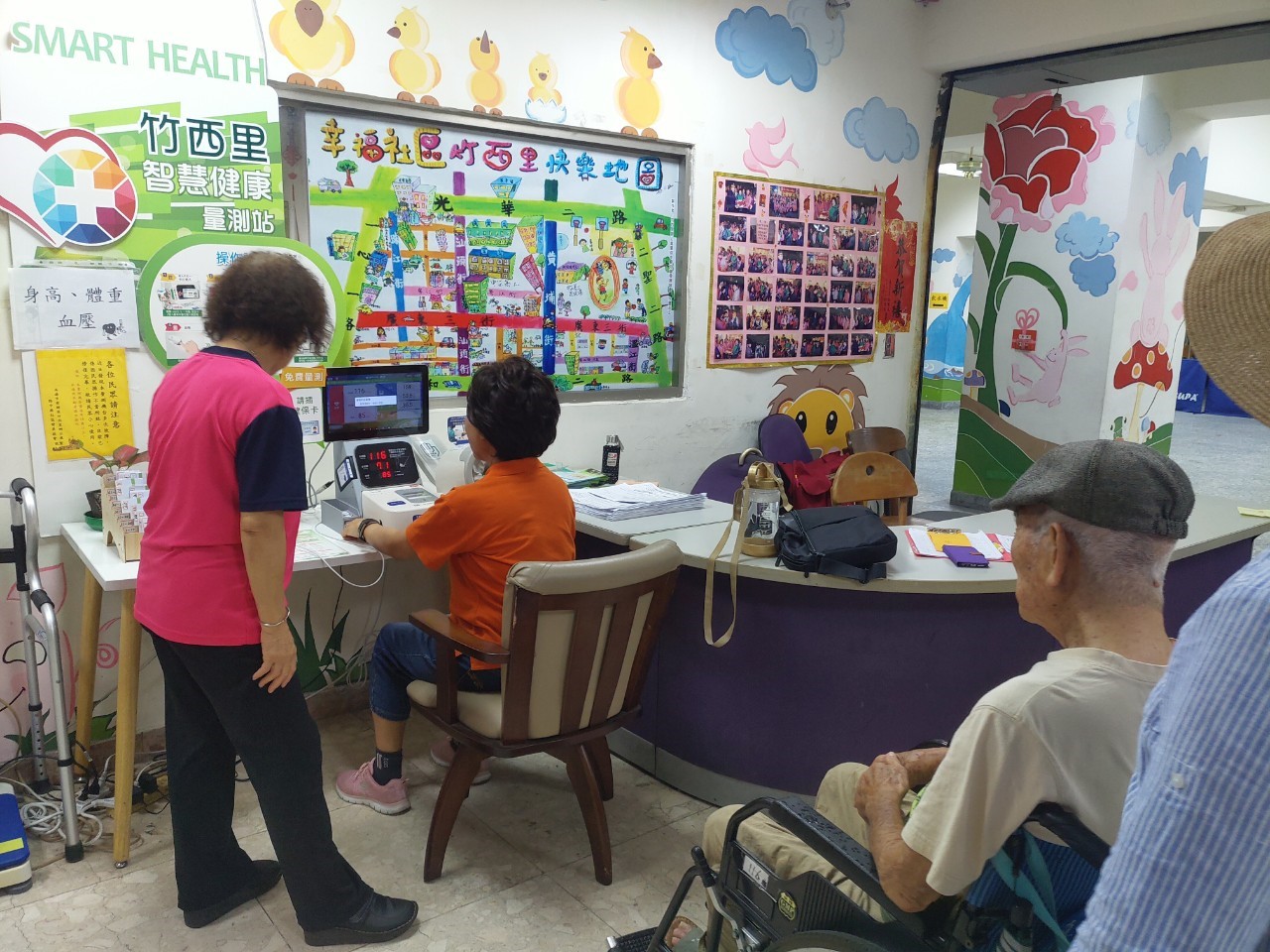 健康共照雲智慧健康照護站提供民眾生理量測數值及數位化健康管理服務
