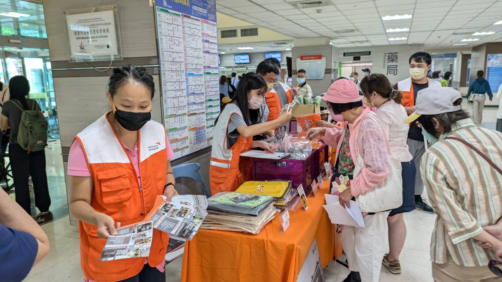 高雄市立大同醫院響應飢餓三十，展望會募得「急難救助金」逾十萬元。