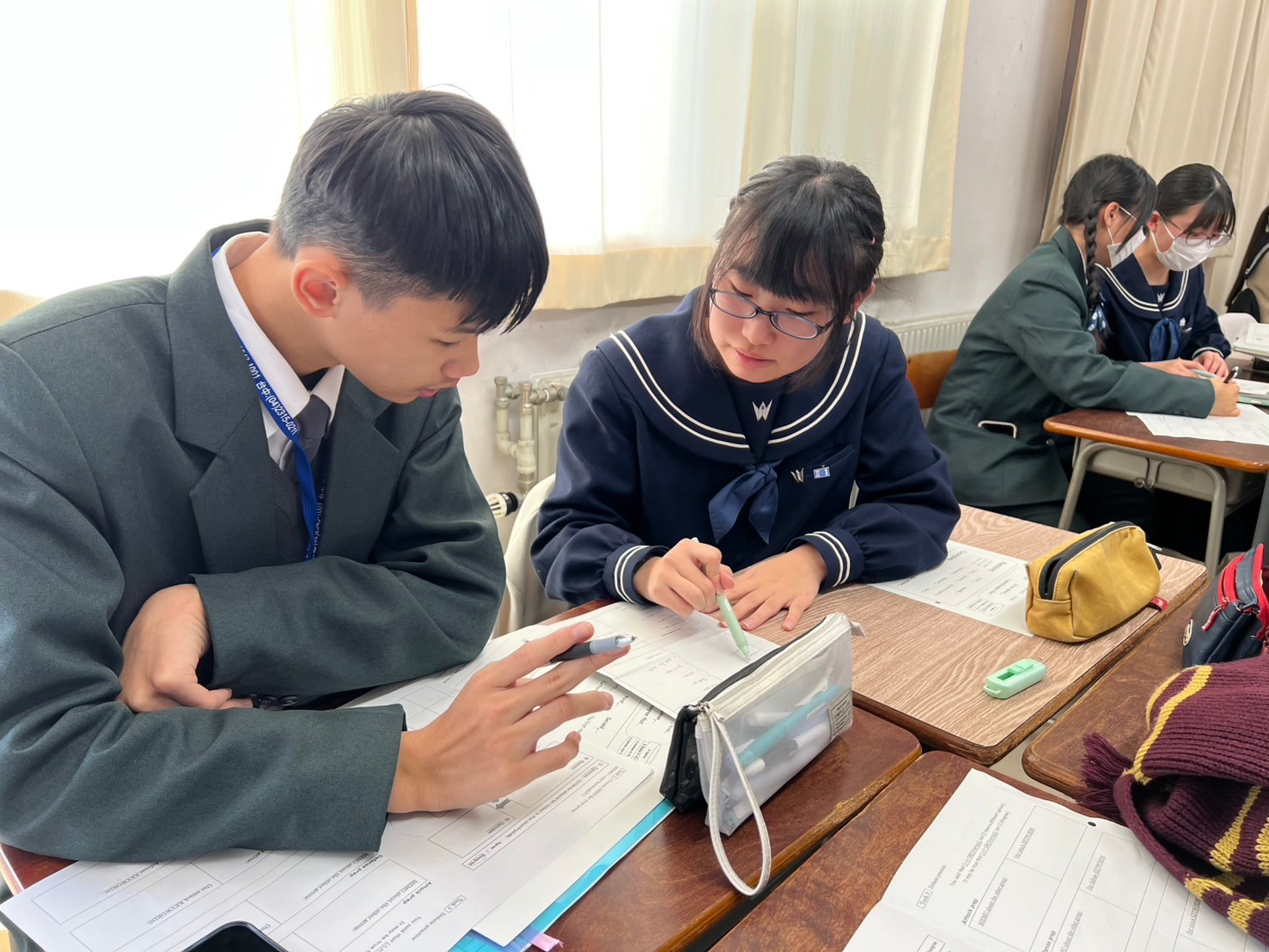 慈中同學入班學習,體驗一日高校生