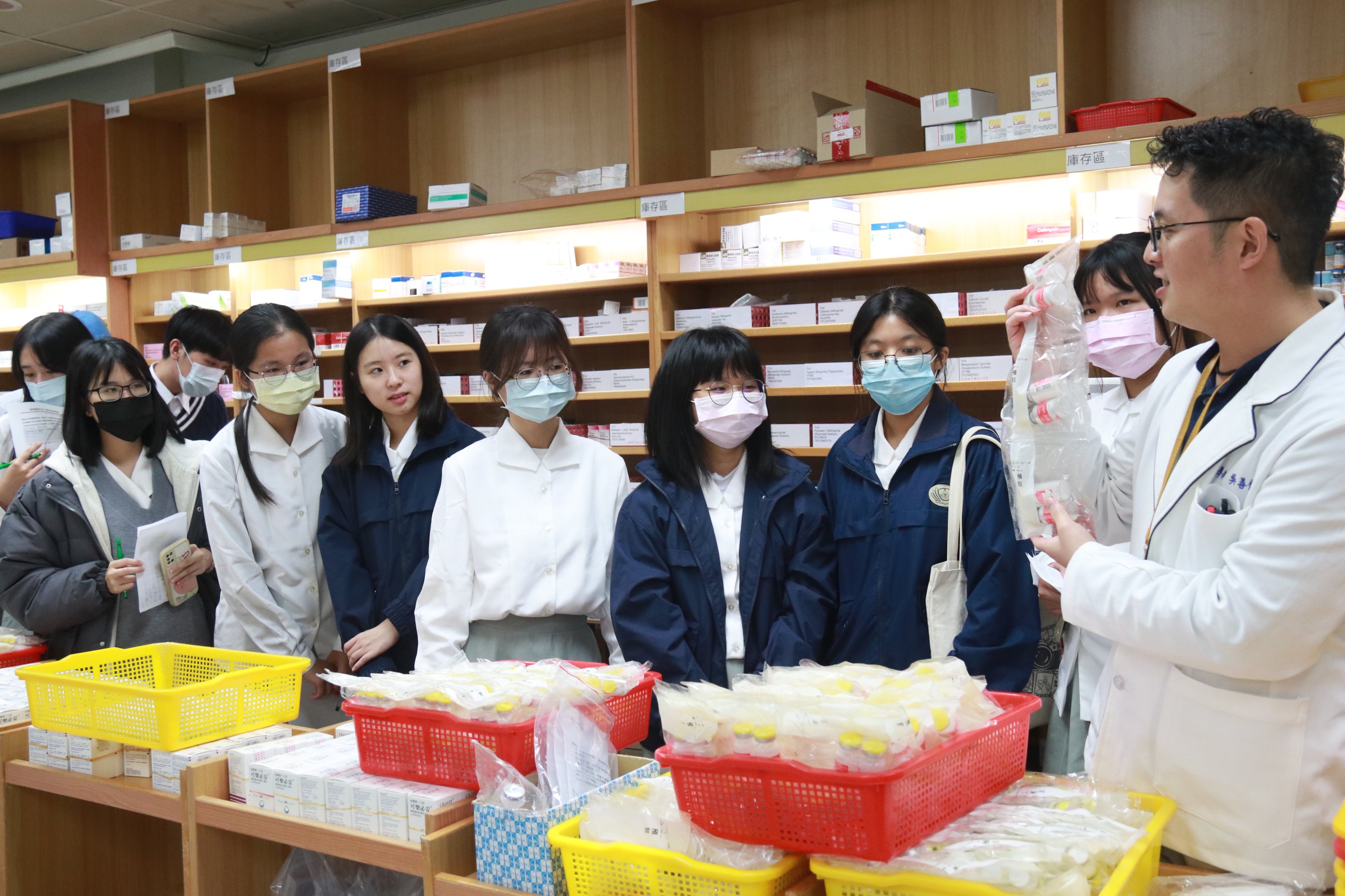 臨床藥師解釋住院調劑作業