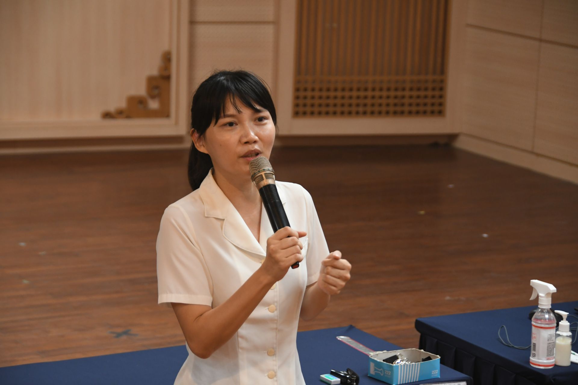 慈濟科技大學護理系主任郭育倫表示,畢業後繼續升學,或直接踏入職場,都能獲得最多人脈和資源。
