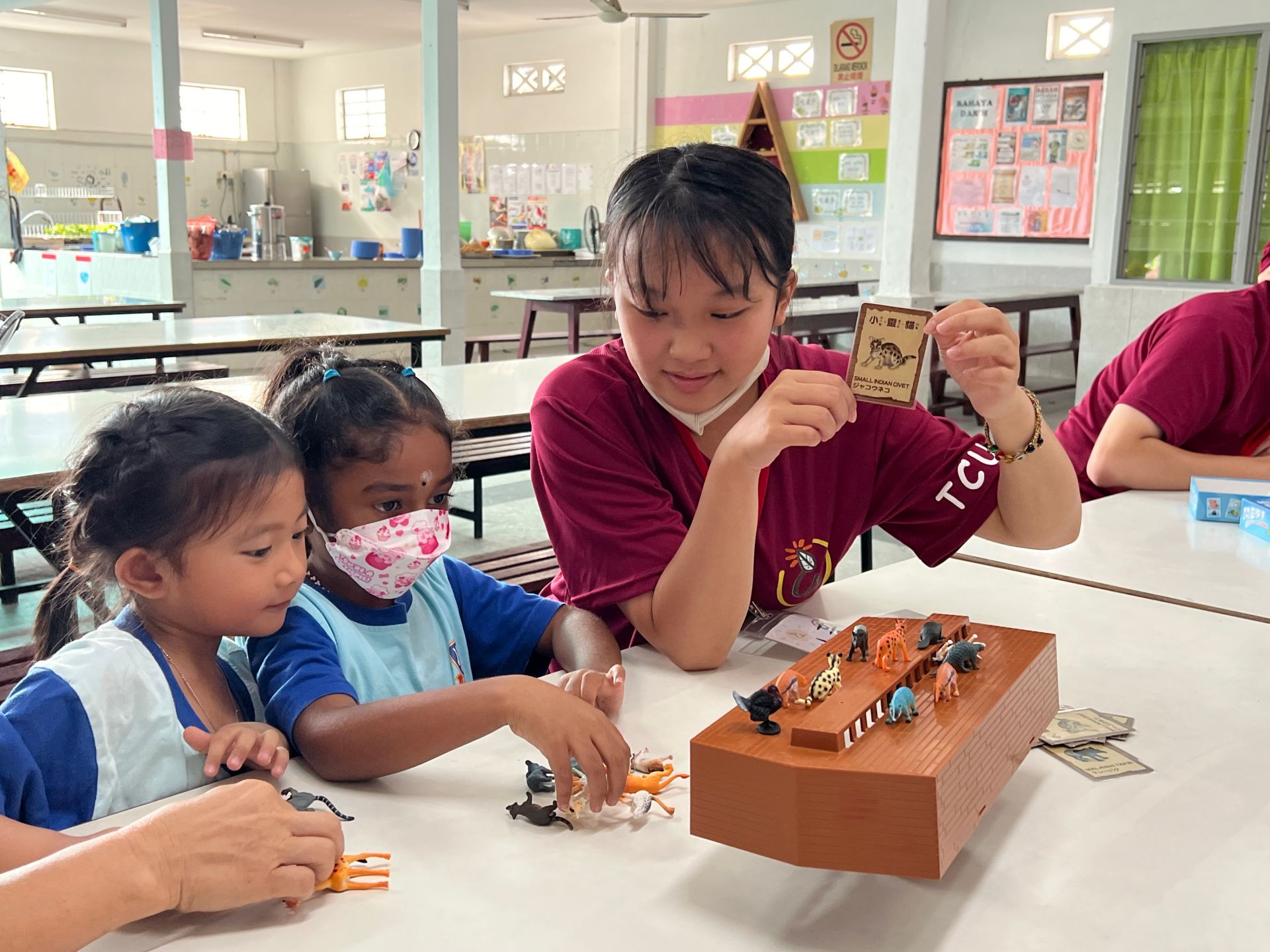 於穎川小學進行性別教育課程,學校當天臨時安排幼兒園孩子共同參與