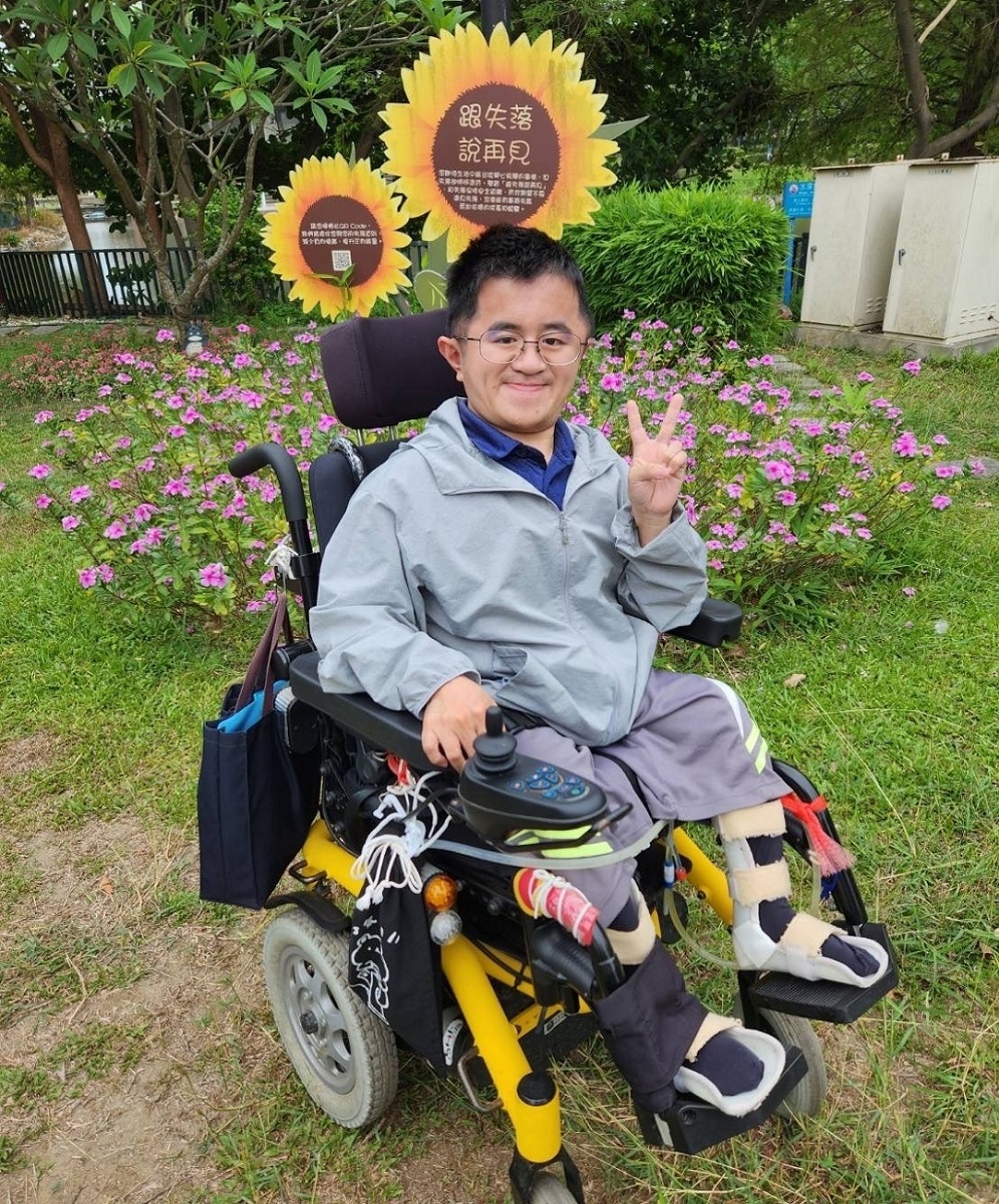 講師康文賢。
