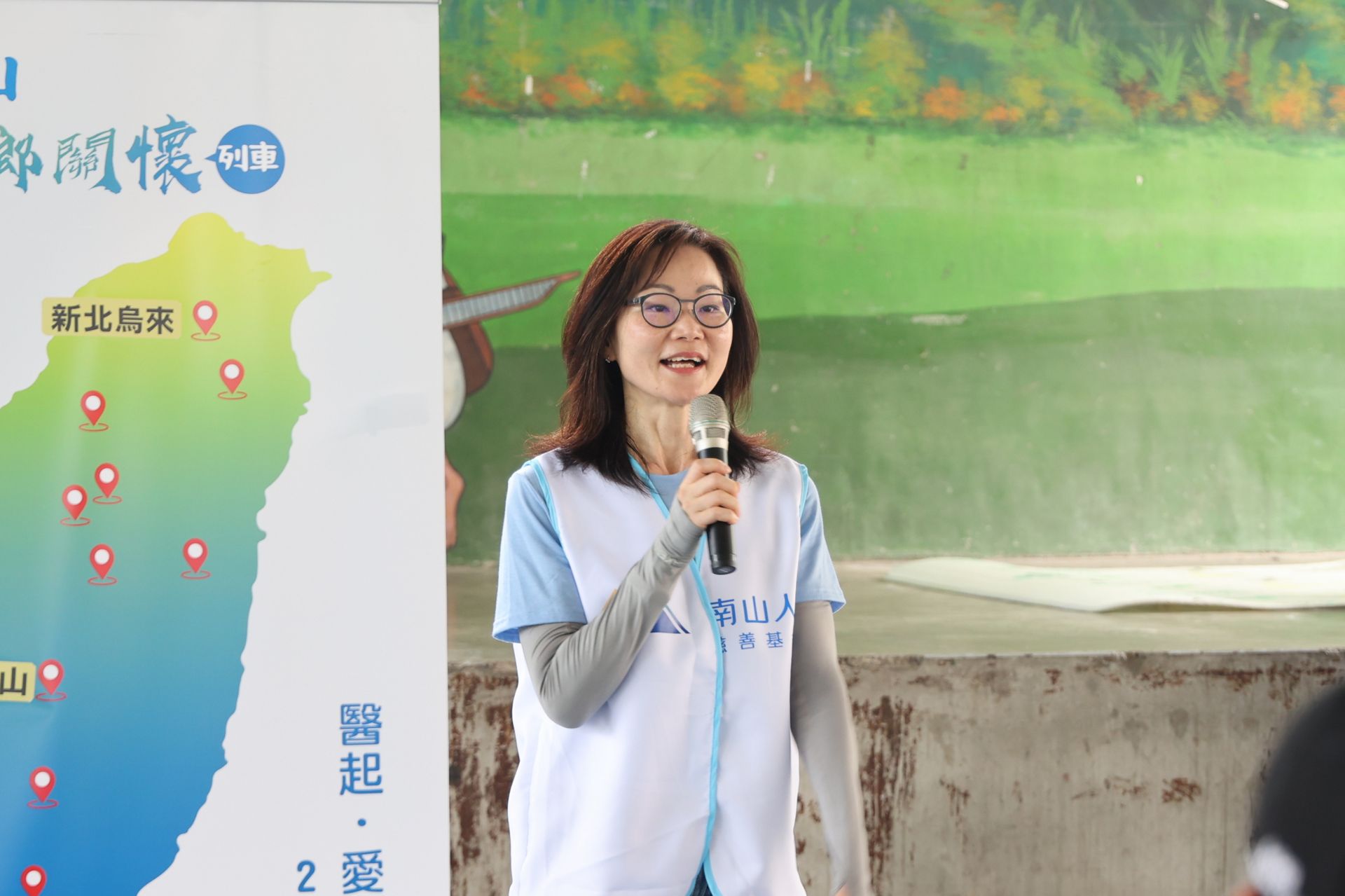 南山人壽慈善基金會執行長周佳蓉表示,今年活動再升級增加了運動333、健康餐盤的宣導,望能夠在前端將健康識能提升起來達到預防重於治療。