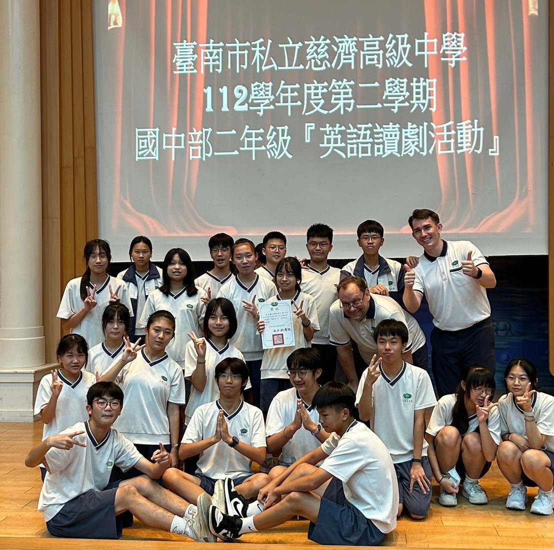 今日的讀劇比賽讓學生體會到口語表達的重要性,也更加大方、有自信。