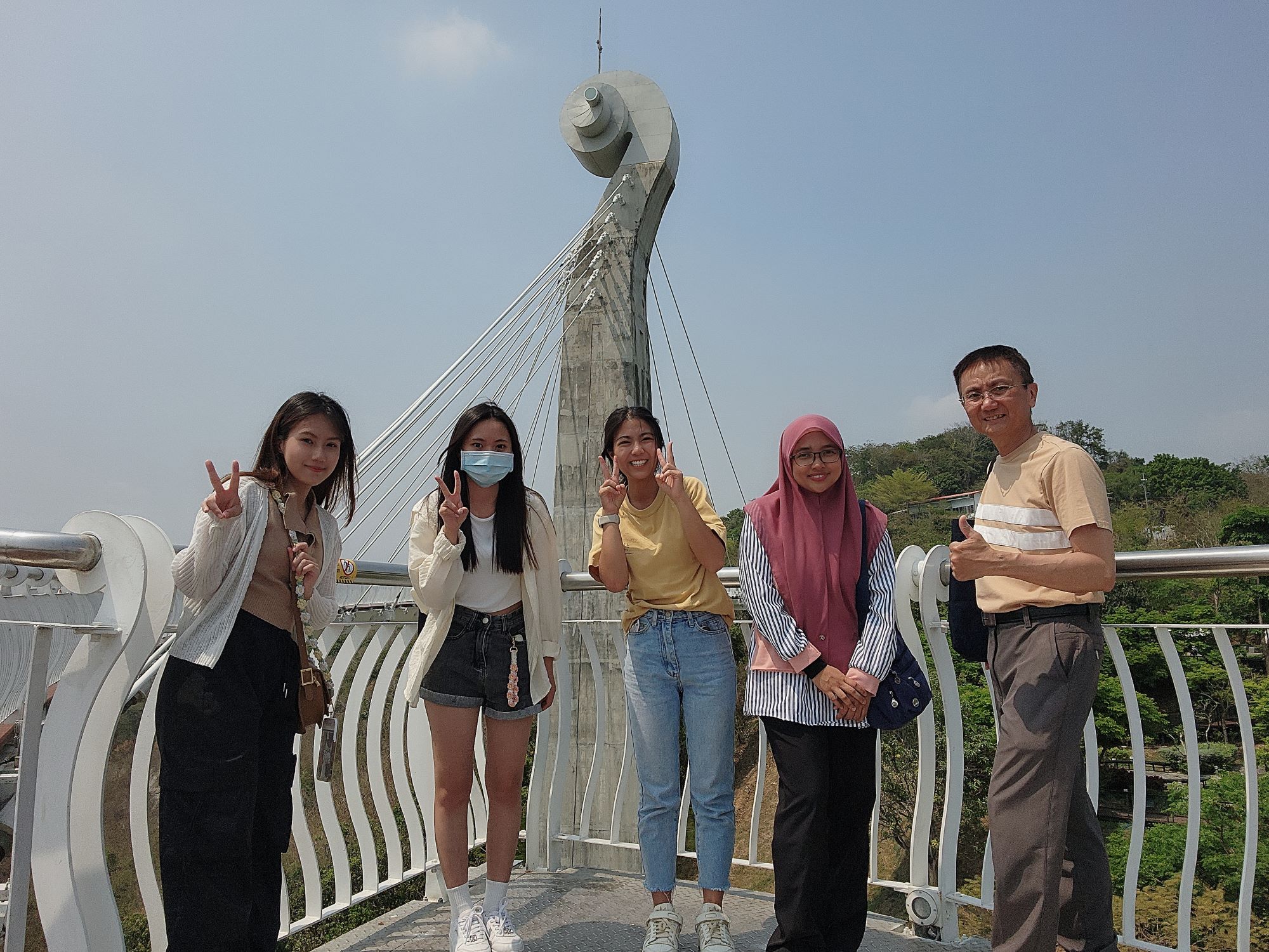 高雄接待家庭與境外生岡山之眼小旅行