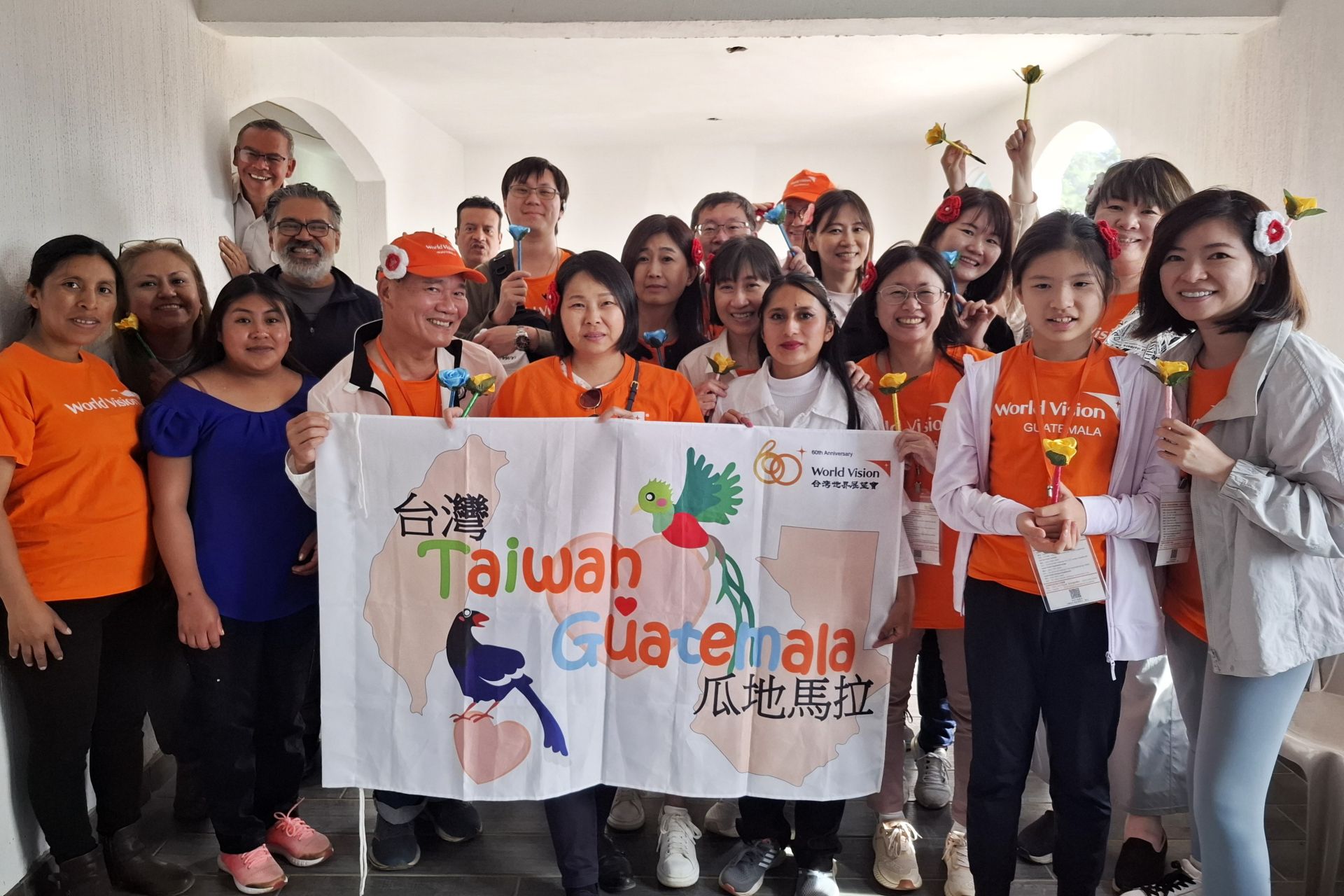 台灣世界展望會於五月底舉辦關懷行之旅，邀請資助人前往瓜地馬拉與資助童相見歡，參訪台灣資助的計畫區