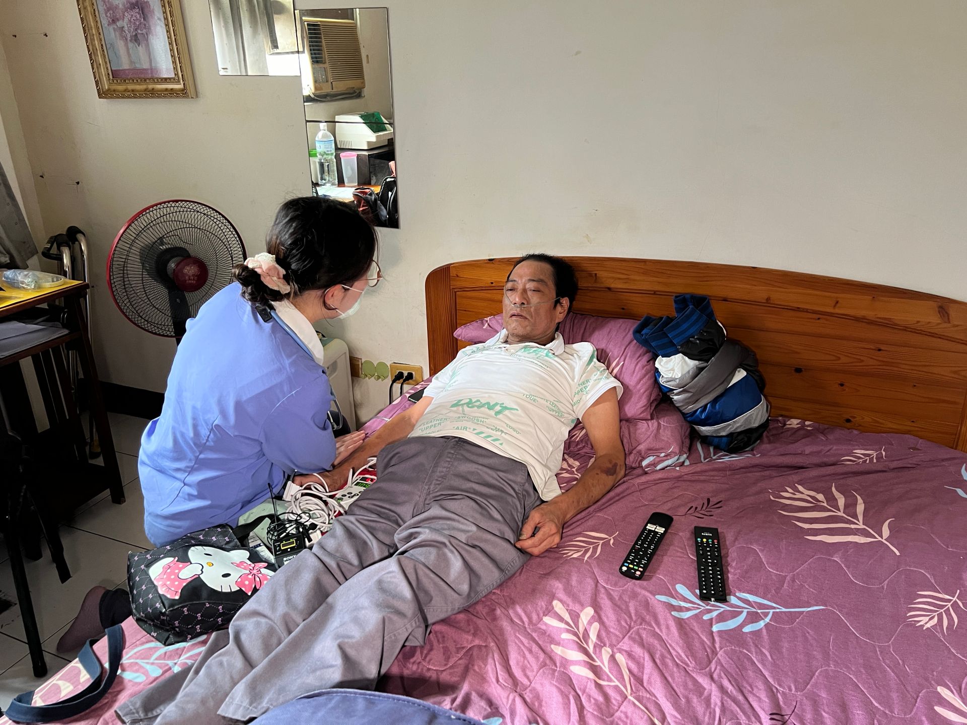 七年前因為慢性肺阻塞來到花蓮慈濟醫院接受治療的林永金,肺功能只剩下16%,因為呼吸衰竭已經在接受居家安寧療護,在生命的末期,希望透過影片,分享自己的生命歷程,為病友開出一帖「永金良方」。