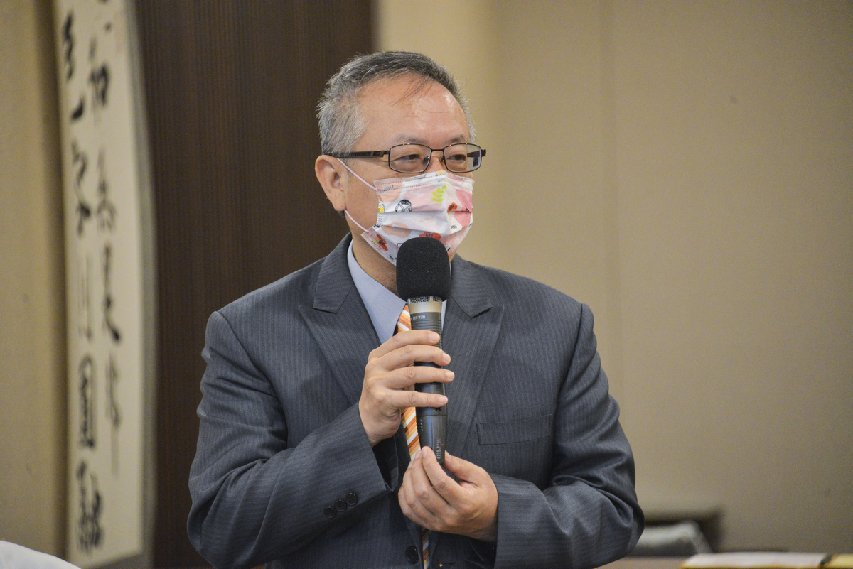 陳立言校長希望透過醫護專業及醫院的各種資源資助弱勢家庭，一來促進社會階級流動，二來讓學生在考取證照後回饋社會，將大愛精神拓展到社會角落。