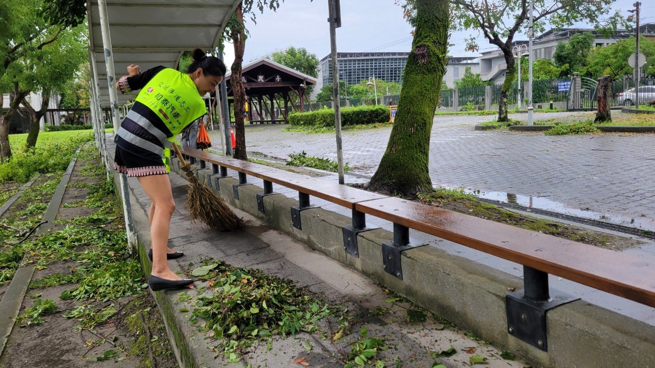 家長一起參雨災後復原