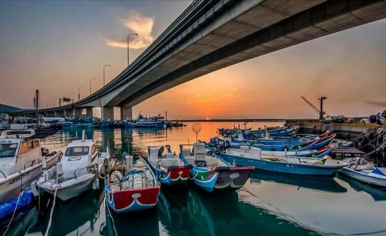 下罟子漁港夕照。