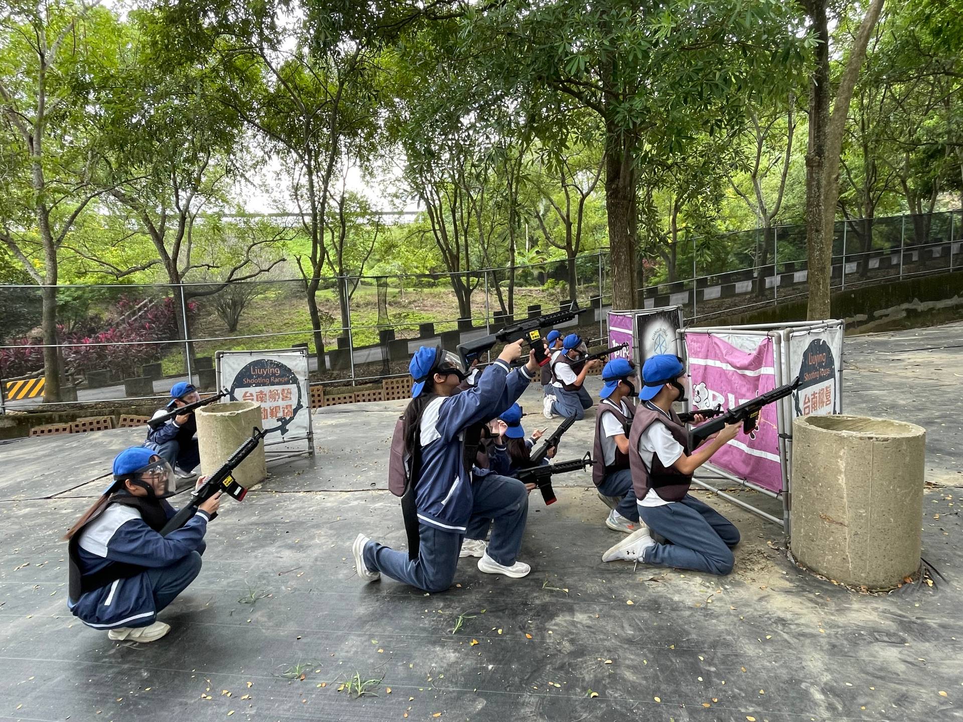 安全的水彈對戰遊戲體驗,挑戰性和趣味性十足。