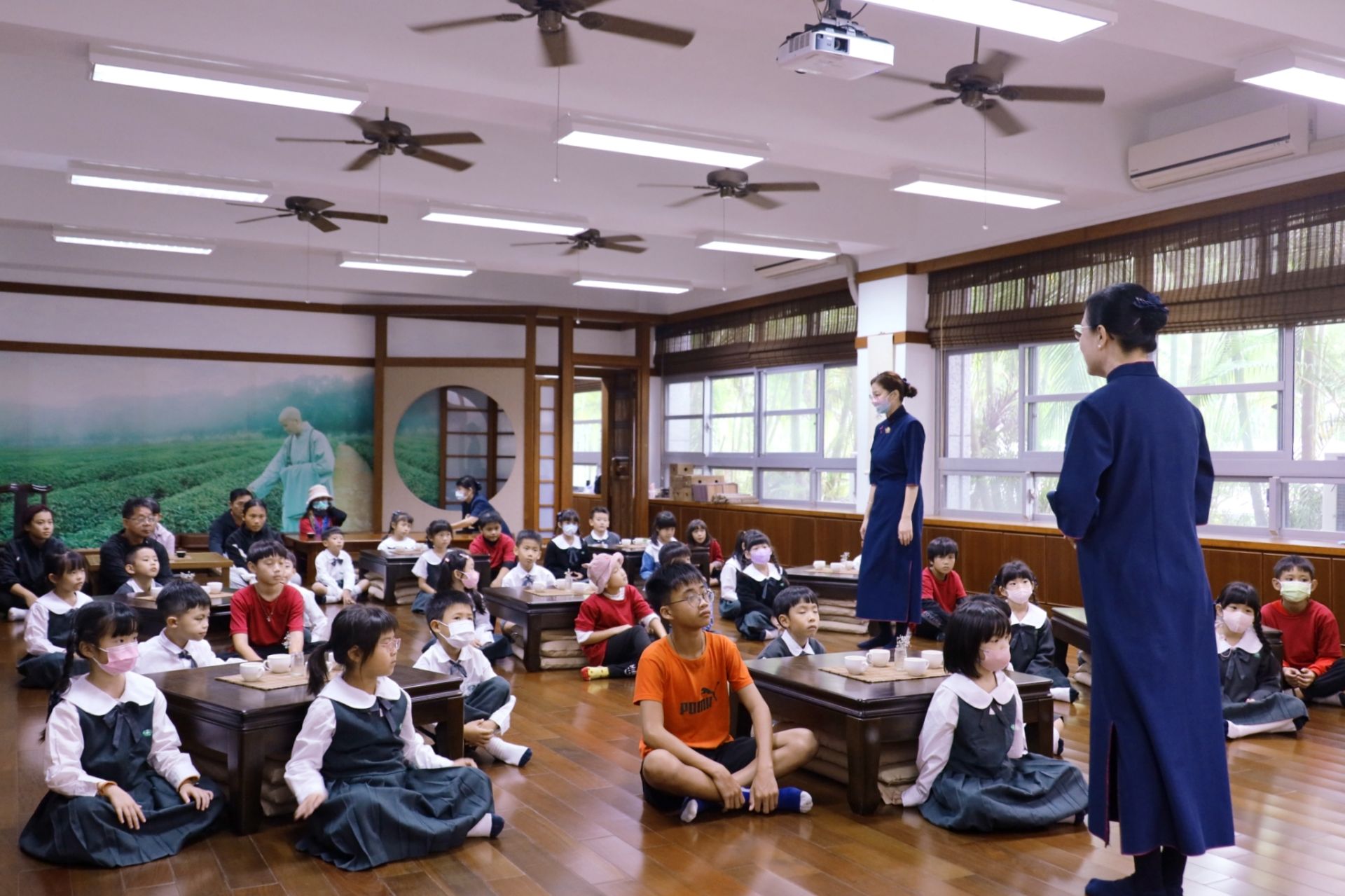 松浦國小師生體驗茶道課品三好茶