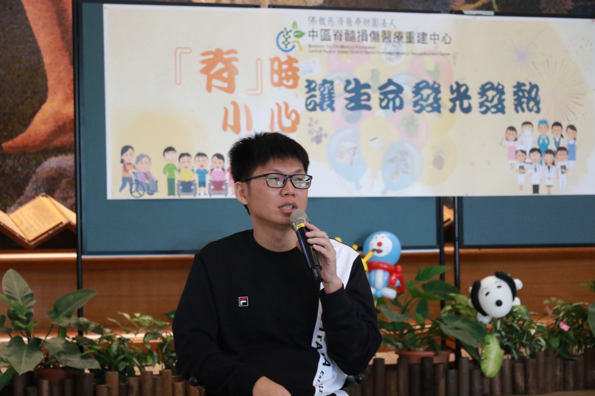 陳裕盛分享他對交通安全的認識和復健的心路歷程。