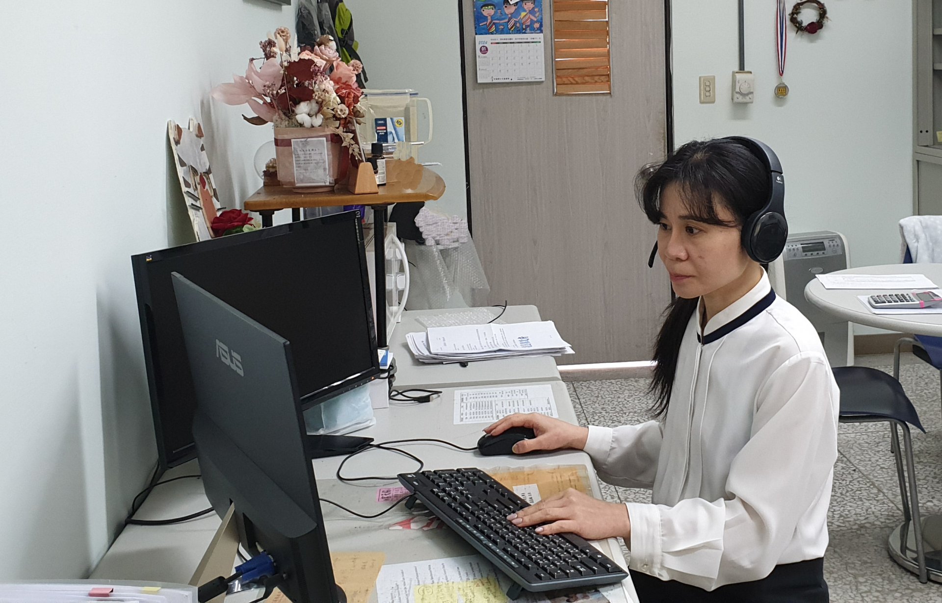 慈濟大學公衛系教師主持多場專題討論,從個人議題,流病,原鄉,到環境等豐富且深入。