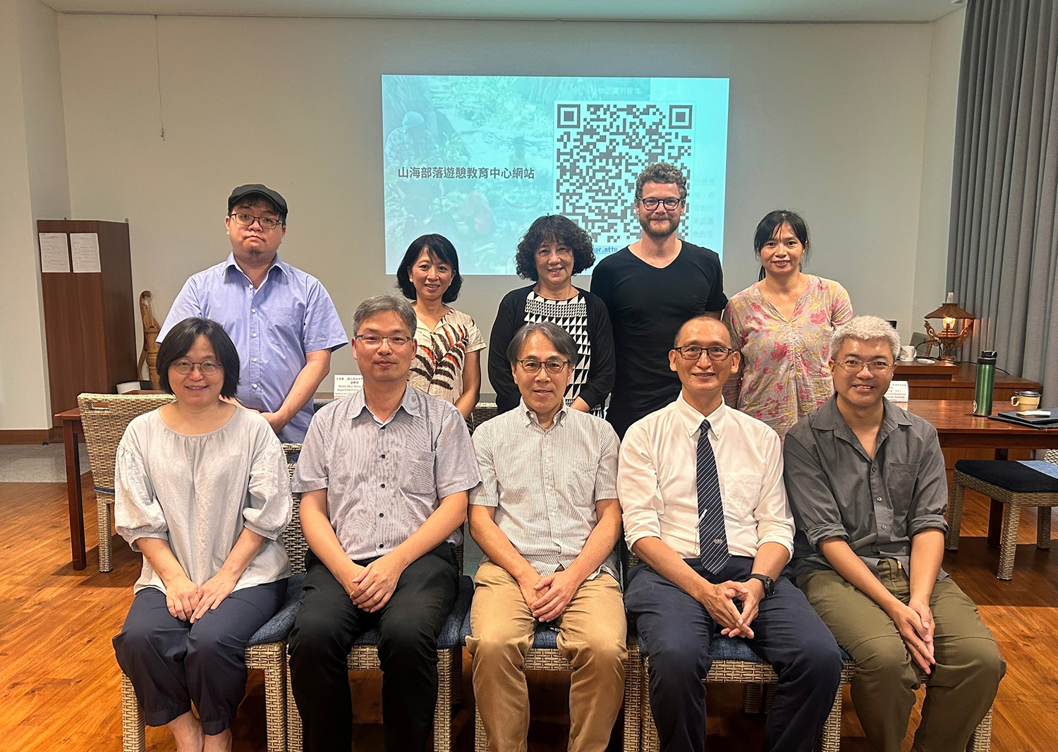 與會學者貴賓合影。