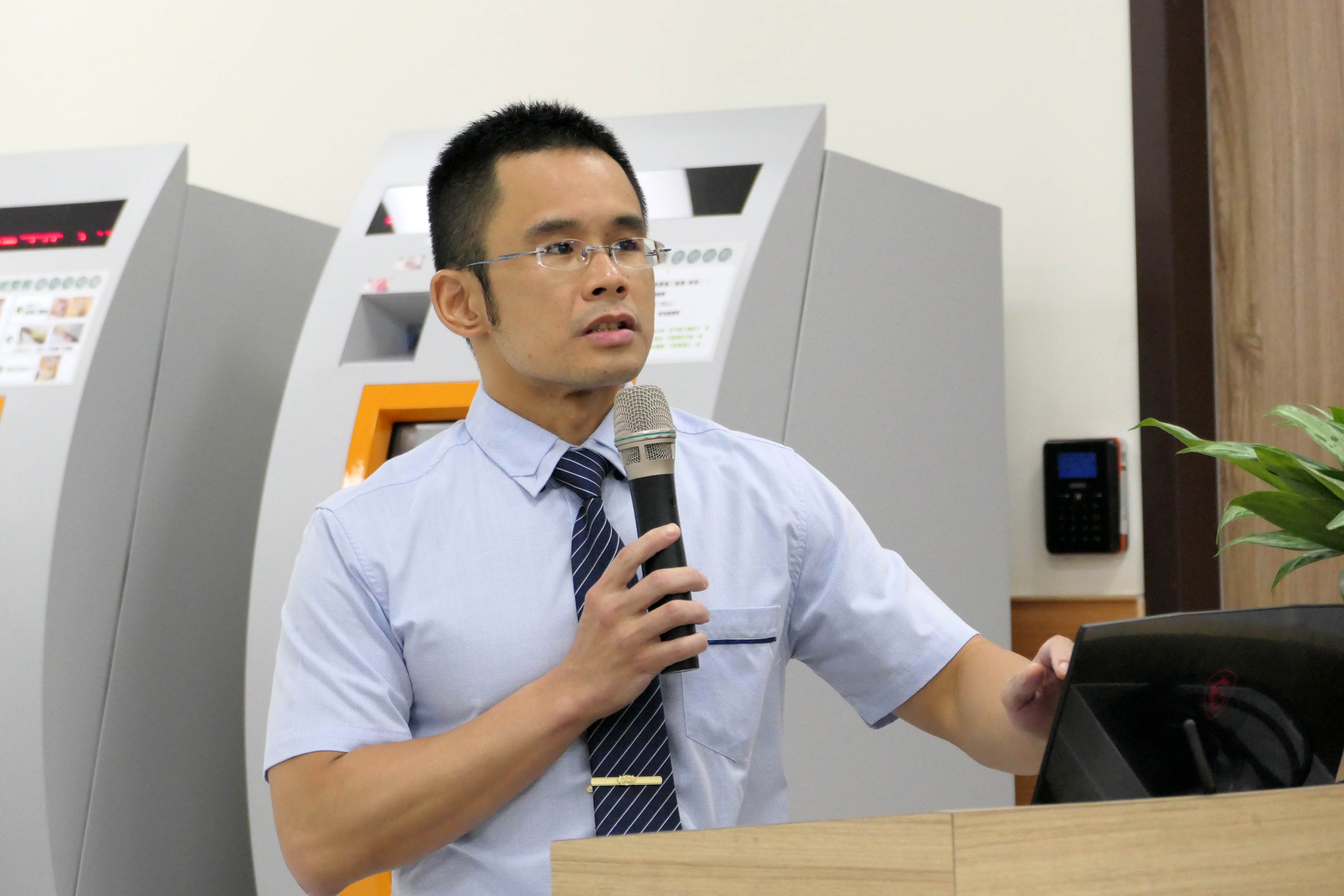 嘉義活齡運動中心負責人周宜群醫師邀請蔡內分泌新陳代謝蔡明劼醫師，講述「健康瘦身從懂內分泌開始」，希望參與者能夠掌握健康知識，以正確的方法善待自己。