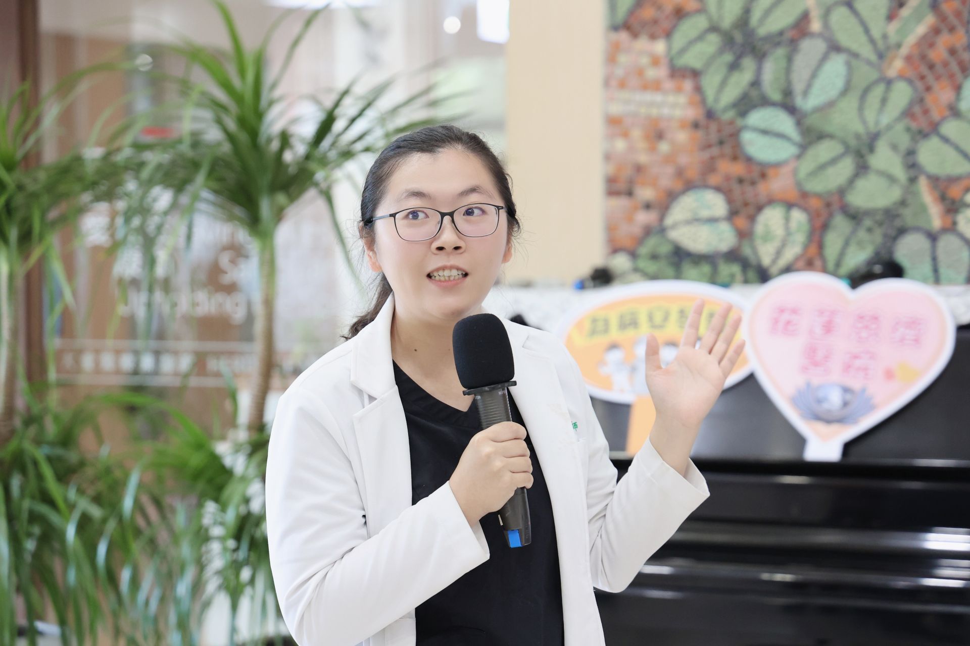 婦產部陳姵辰醫師分享「孕期高血壓」,希望提升民眾對於孕產婦疾病的知識,一起守護孕產兒安全。