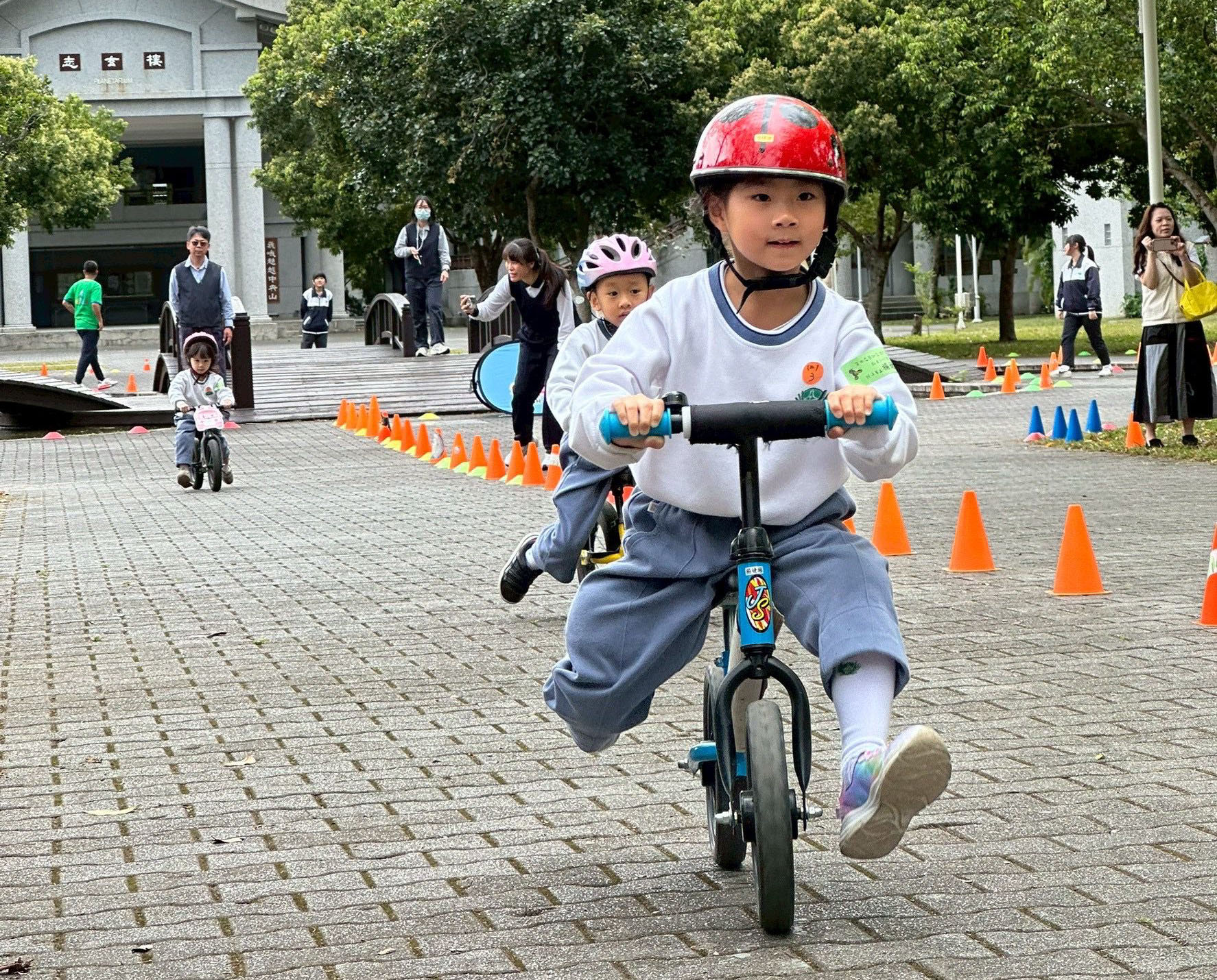 慈大附中慈幼盃滑步車趣味競賽-競速賽比賽