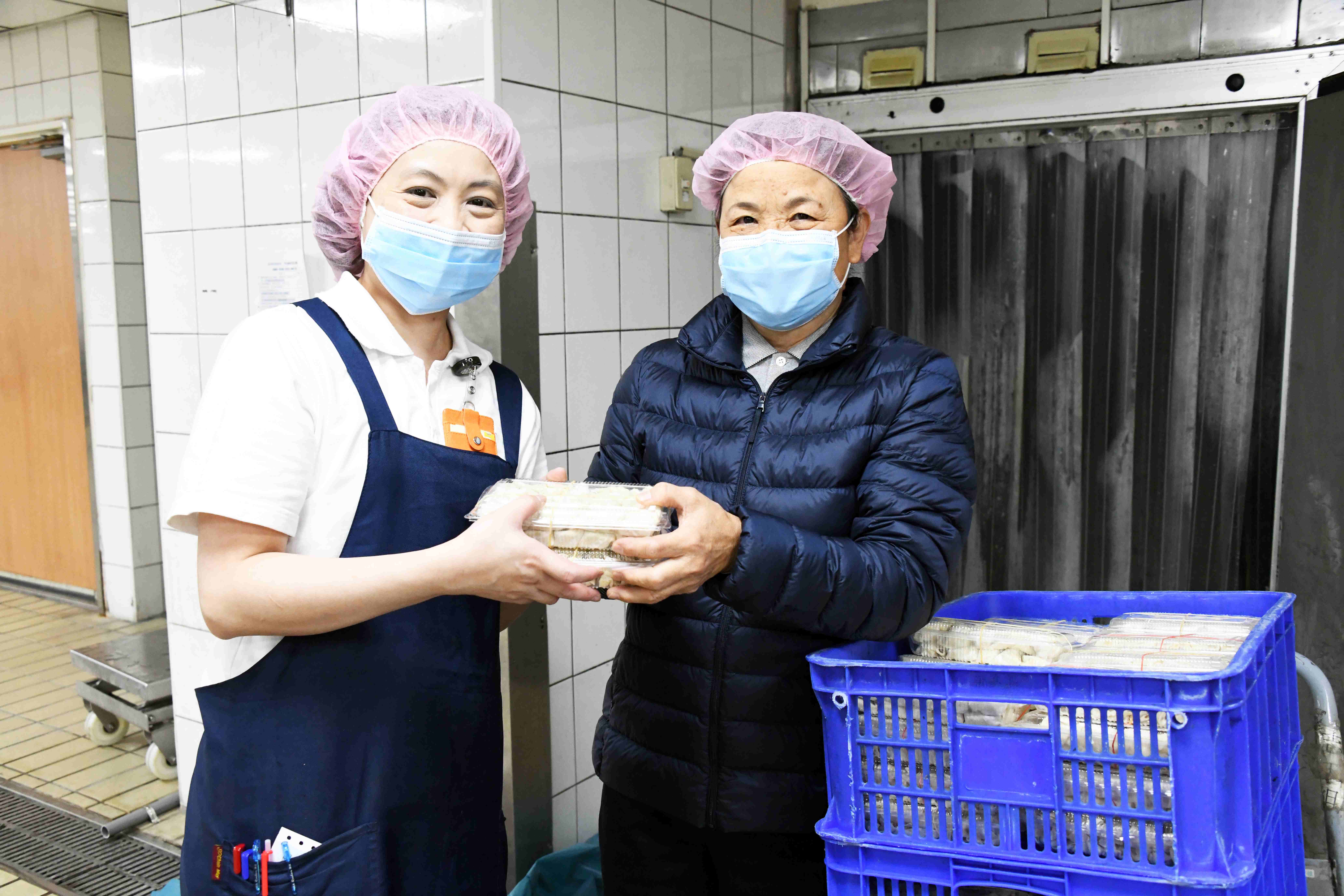 活動訊息在醫院內部迅速傳開，同仁也都踴躍響應。
