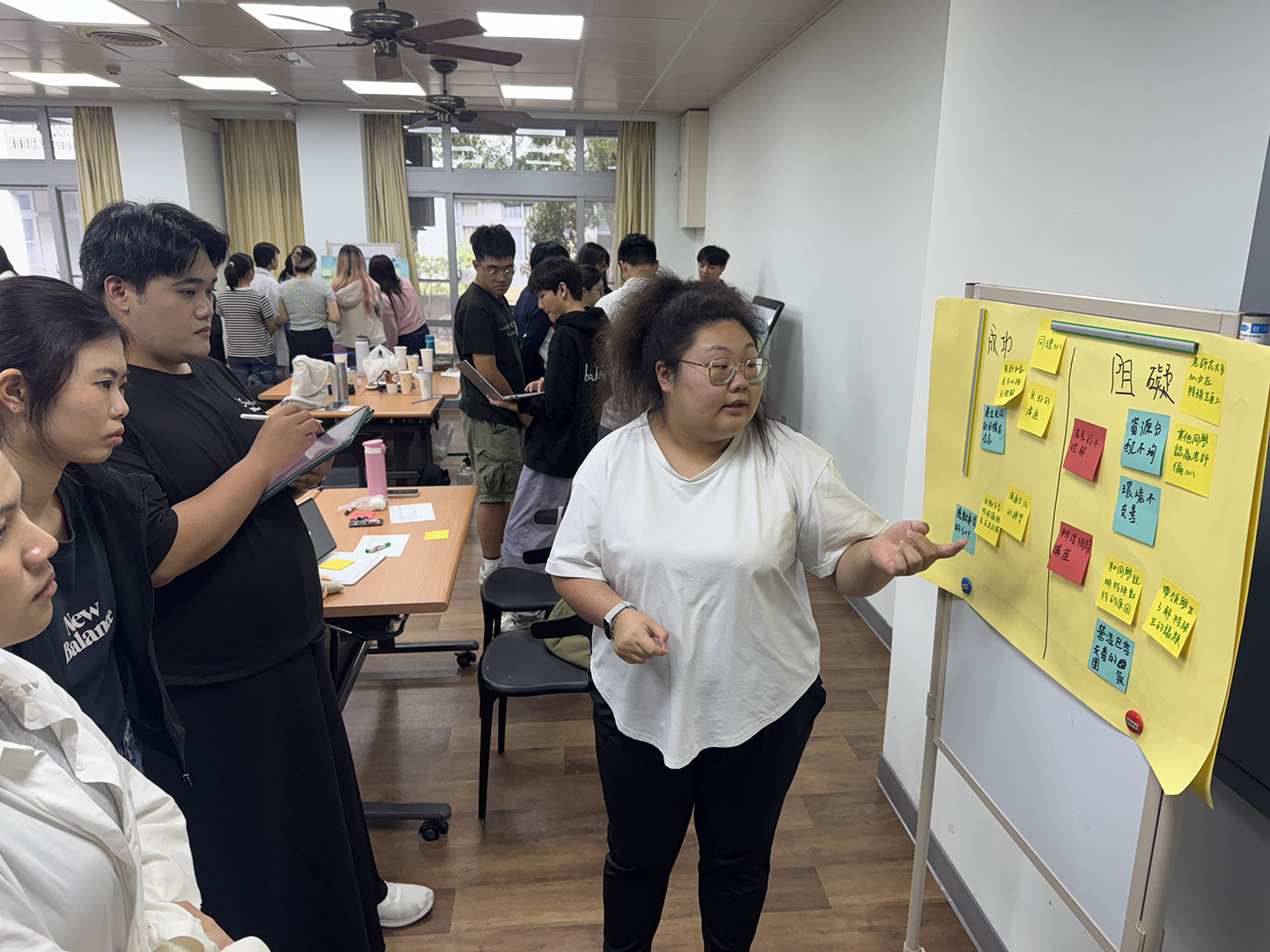 以公民咖啡館的方式,分享各組對融合教育看法。