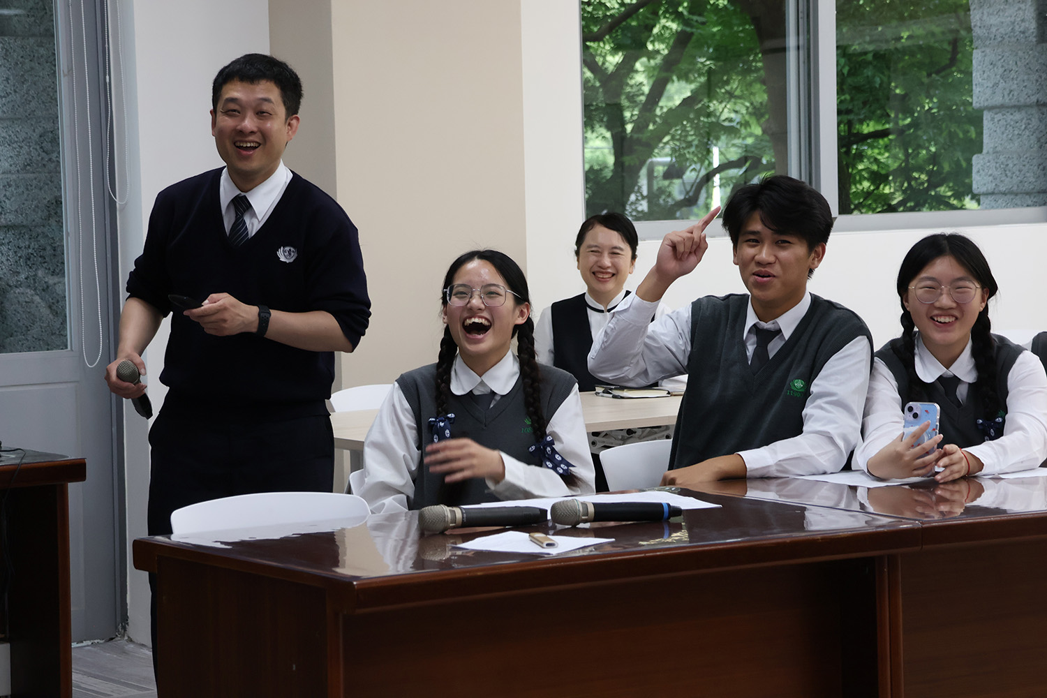 8.此次交流同學收穫滿滿,也樂在其中。