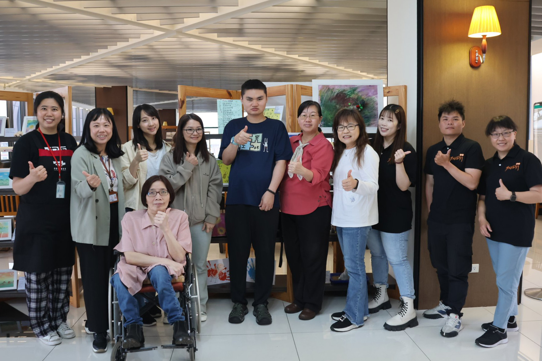 伊甸基金會攜手大園圖書館，5月起展出身心障礙者與早療家庭作品，邀請民眾前來參觀。