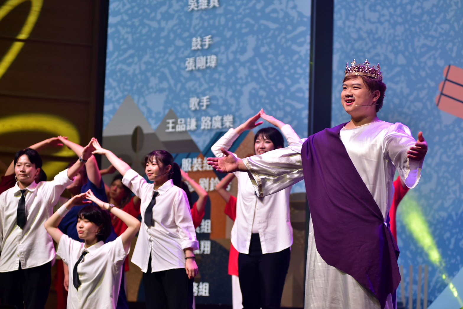 跨世代聯合動人戲劇呈現《家的幸福模樣》,引起許多家庭共鳴,讓家的心更靠近。