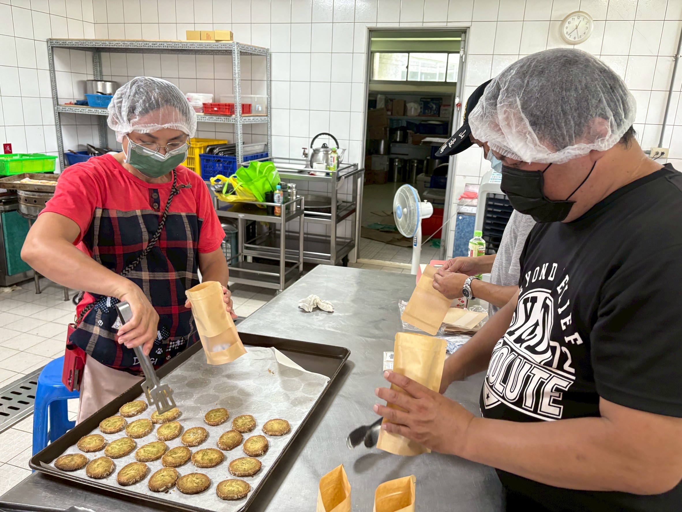 身心科日間病房總舖師團隊平時即發揮專長,製作各式美味餐點