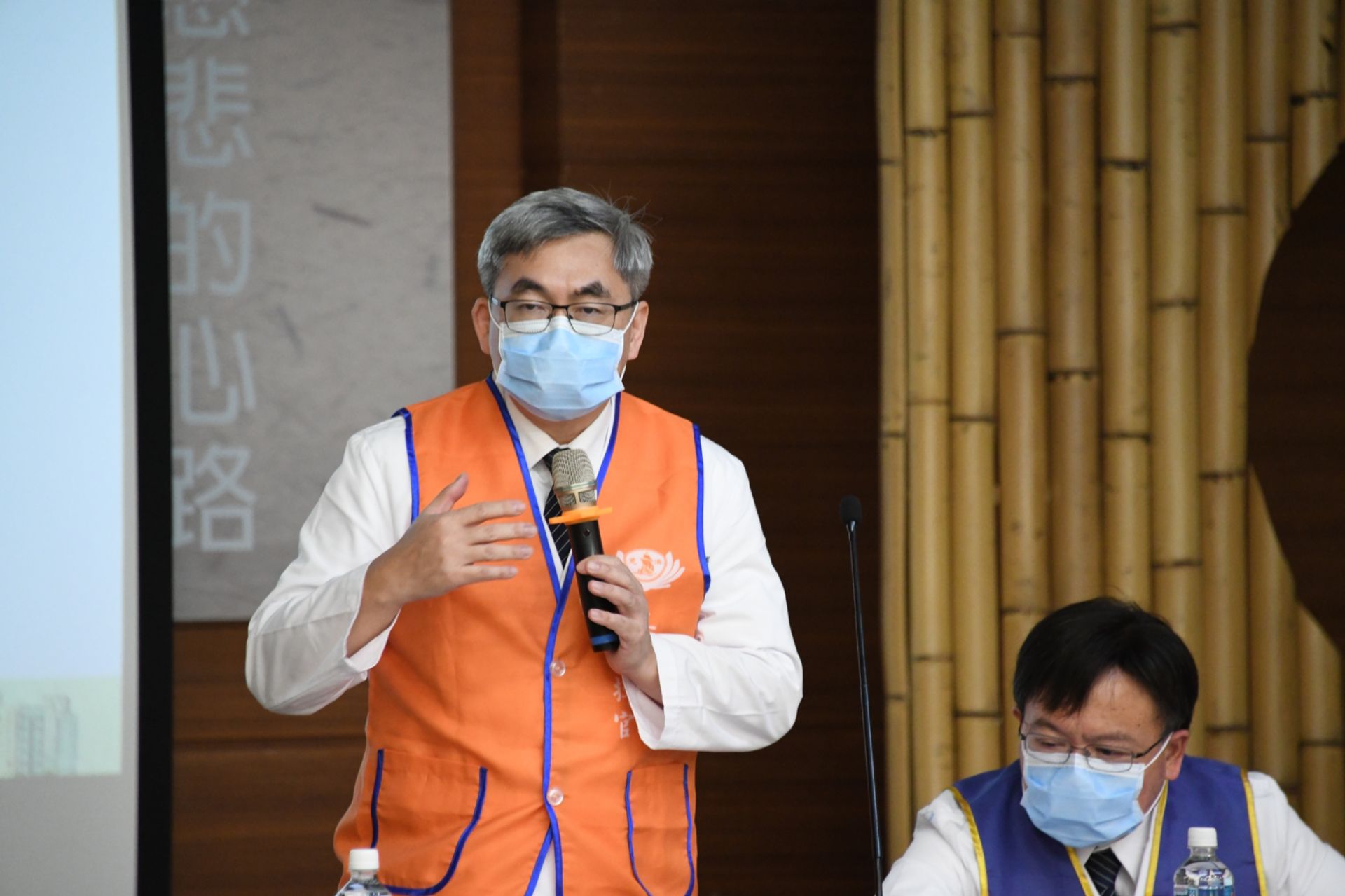 大林慈濟醫院副院長曾國枝表示,唯有不斷演練,才能在真實疫情發生時即時啟動,確保病人安全,並保護第一線醫護及社區民眾。
