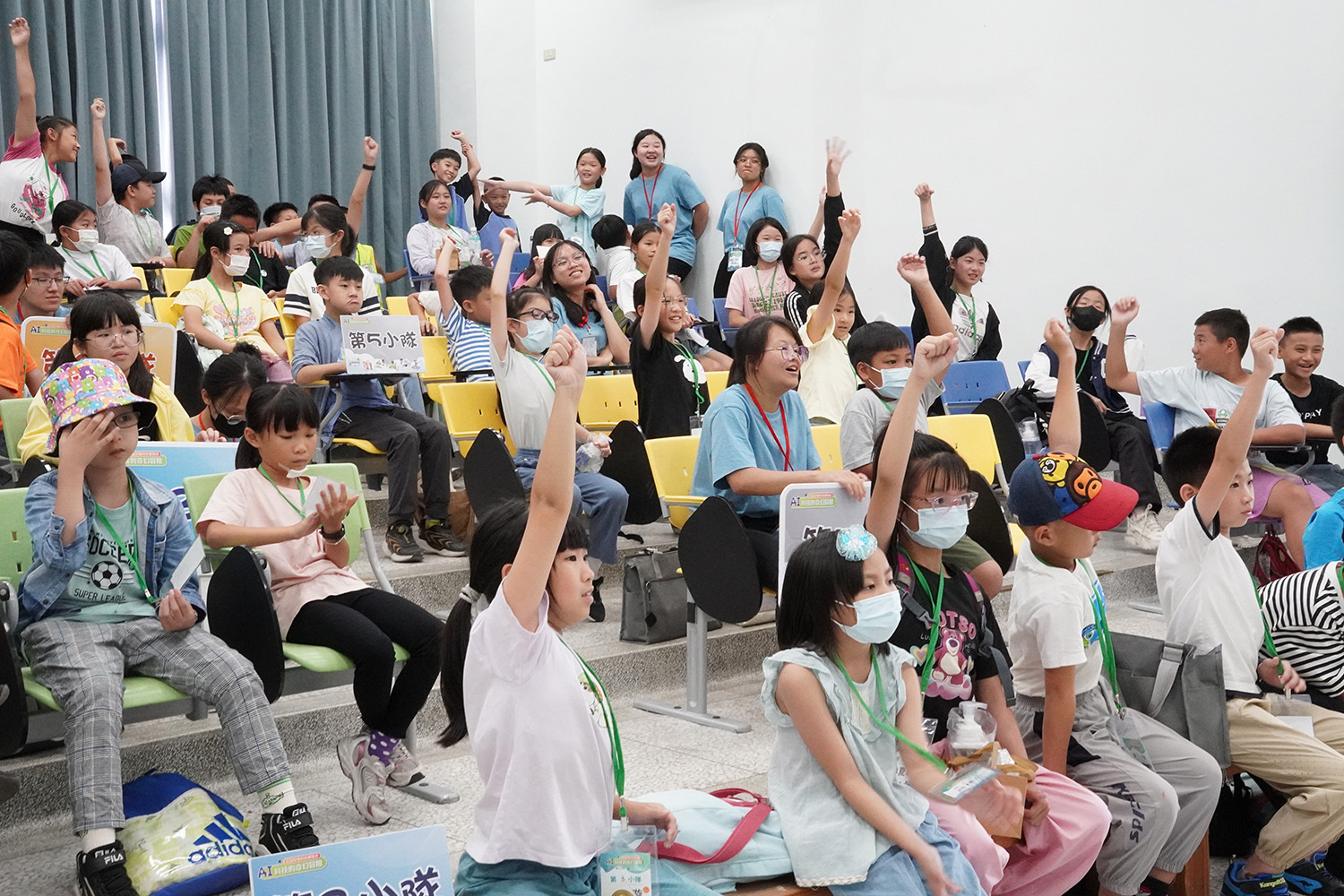 工研院與慈濟慈善事業基金會8月26日在花蓮舉辦「公益兒童科技體驗營」,近百位國小學童齊聚花蓮縣秀林鄉佳民國小。